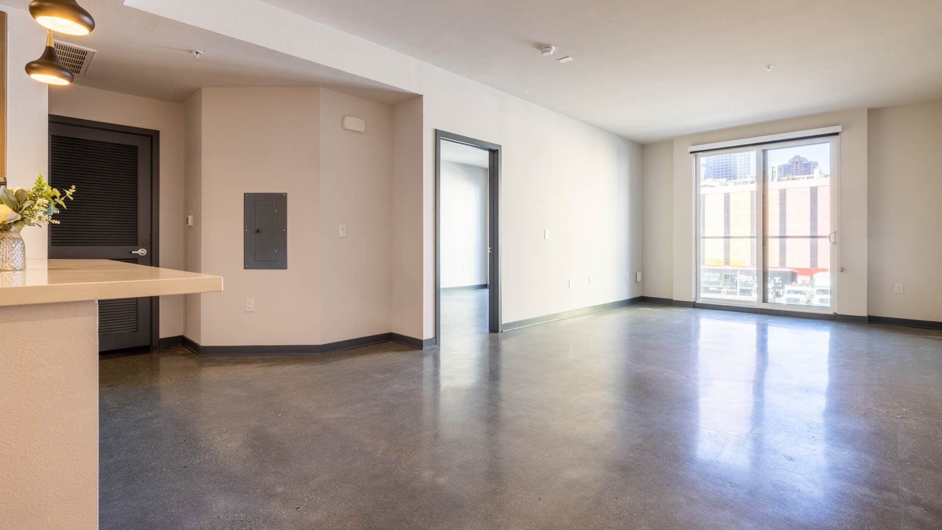 STOA Apartments 4 of 6