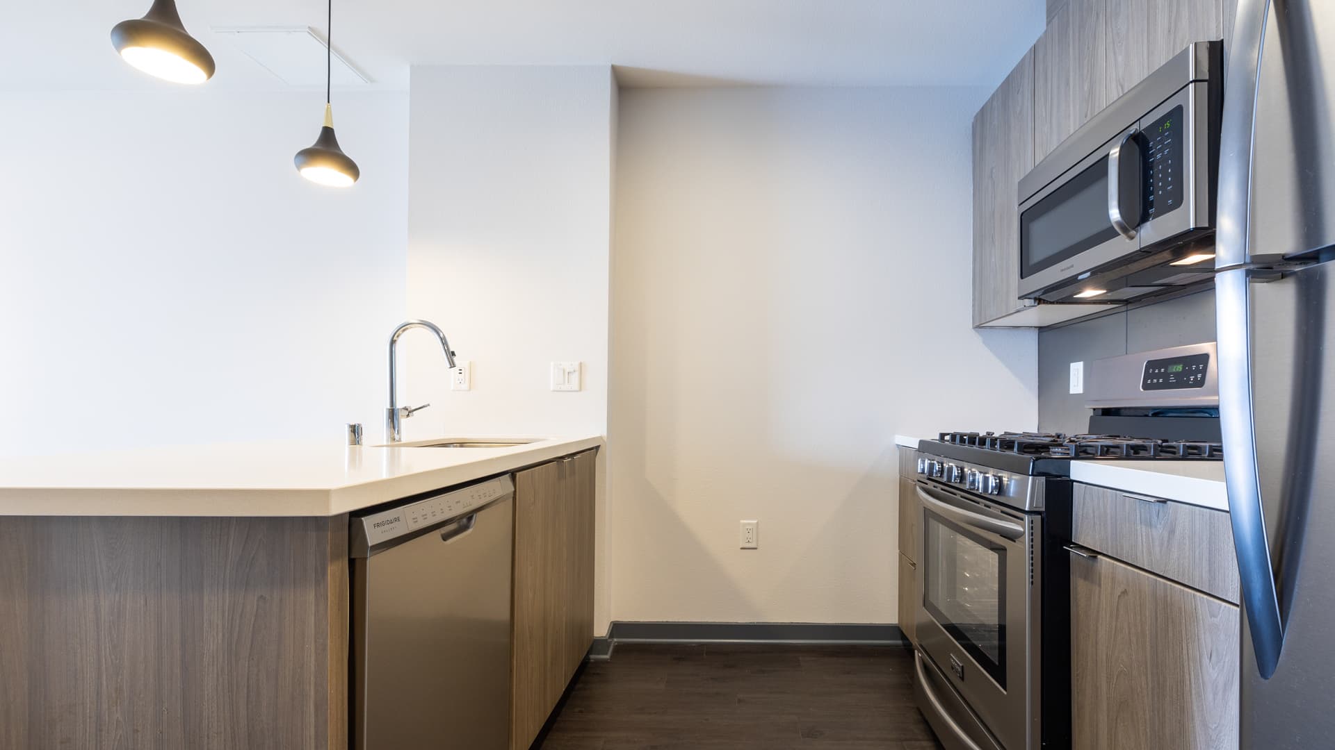 STOA Apartments 7 of 35