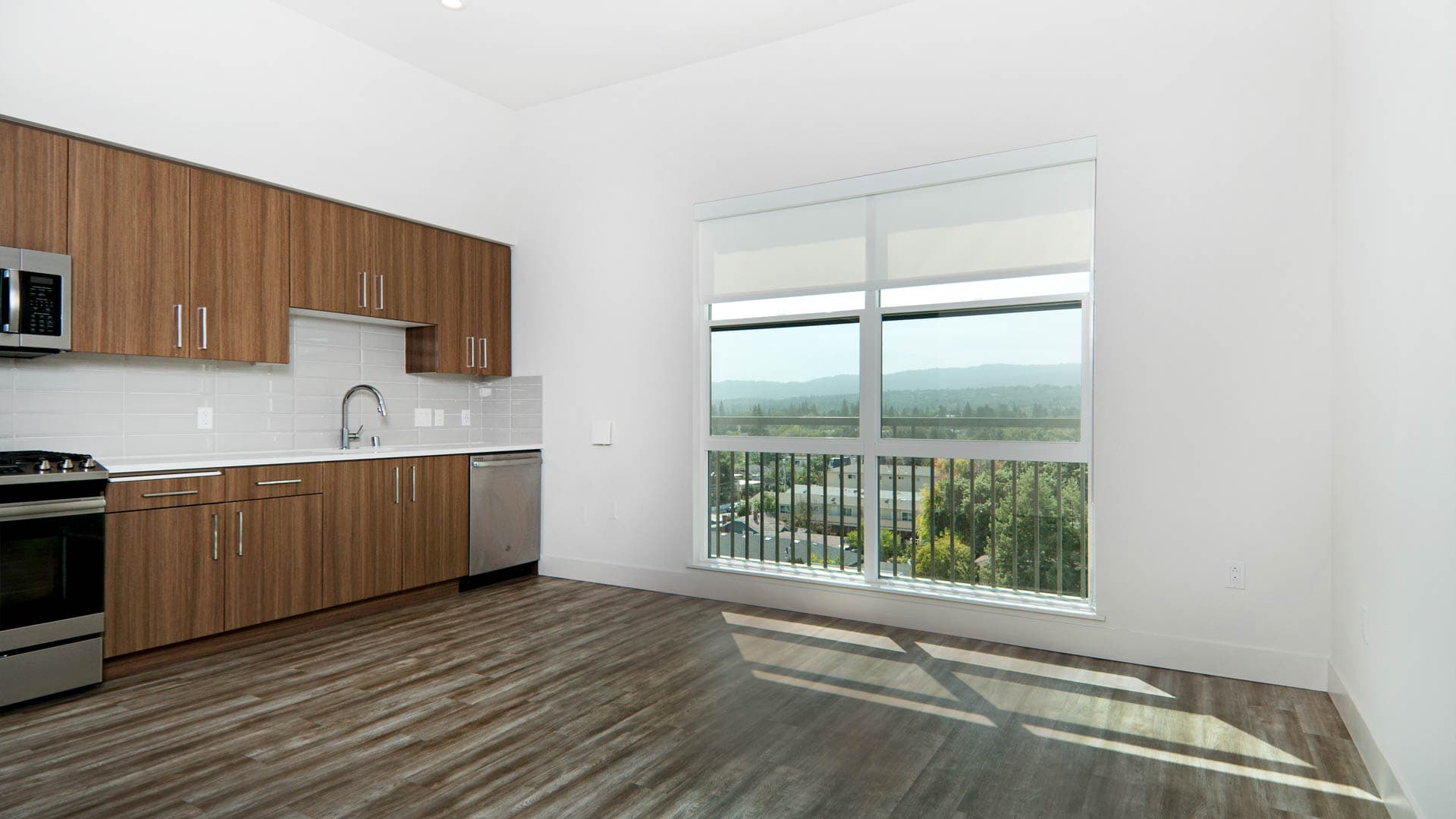 Huxley Apartments 15 of 36