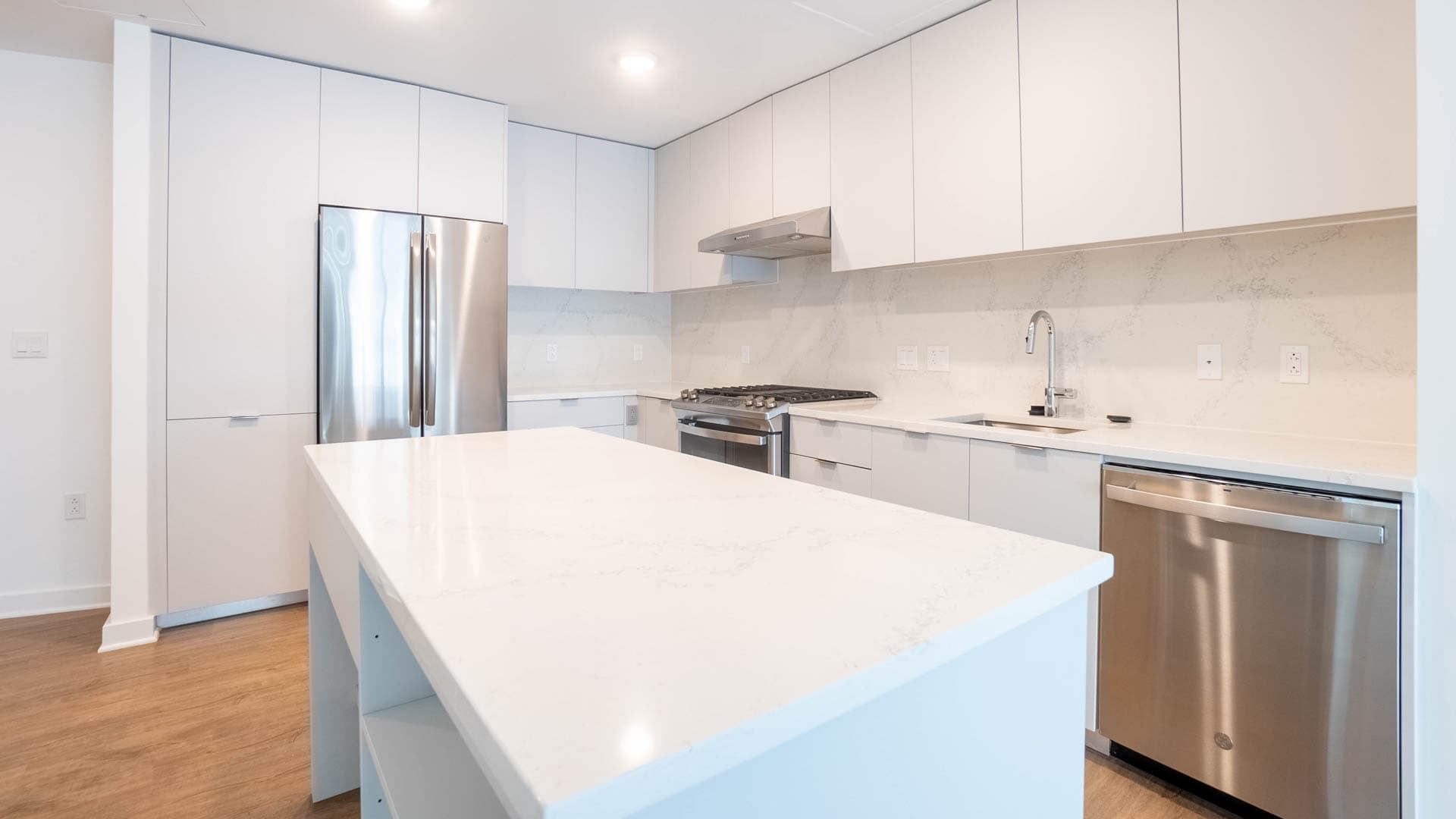 The Edge Apartments 4 of 7