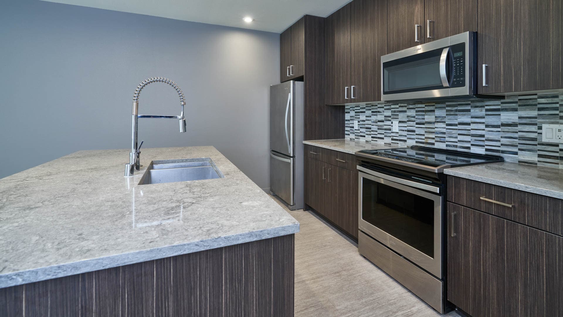 Saxton Apartments 3 of 8