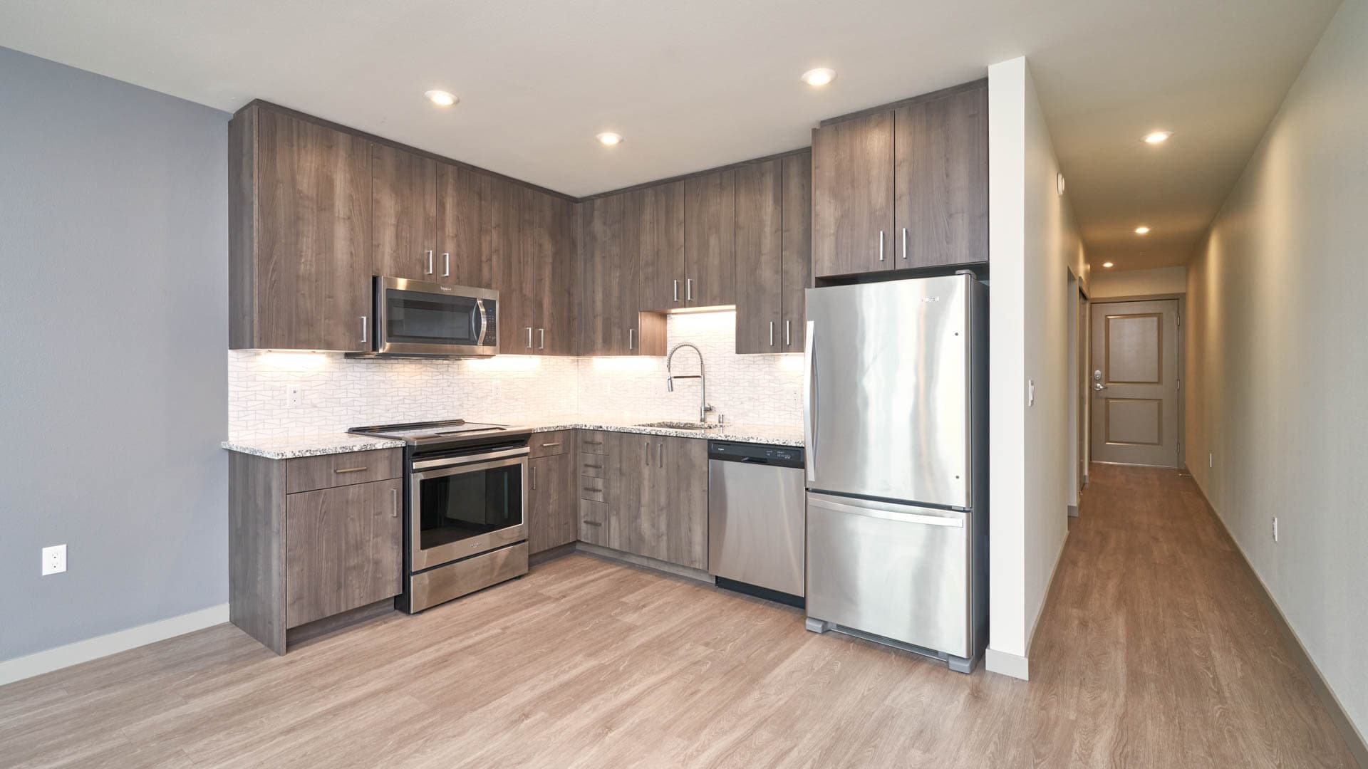 Saxton Apartments 2 of 6