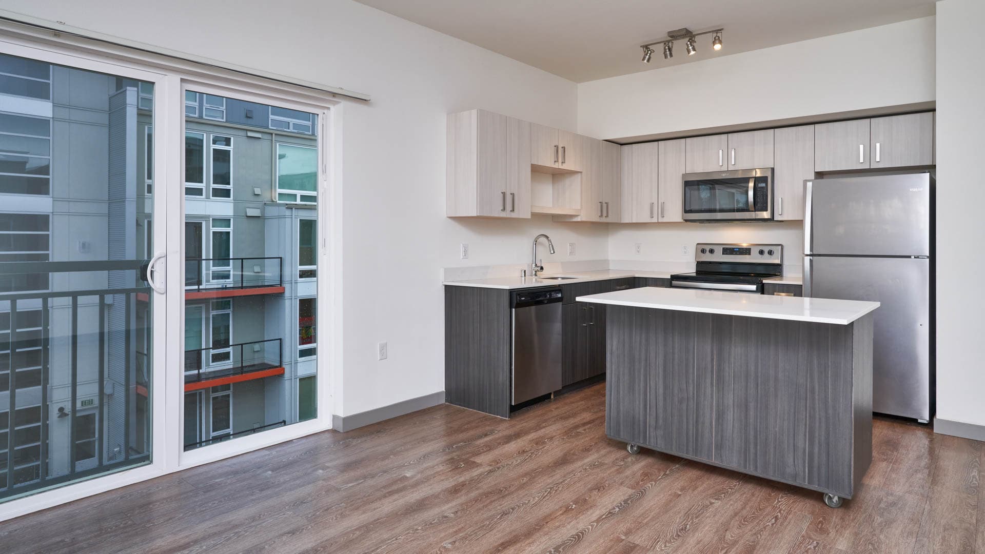 Lane Apartments 3 of 10