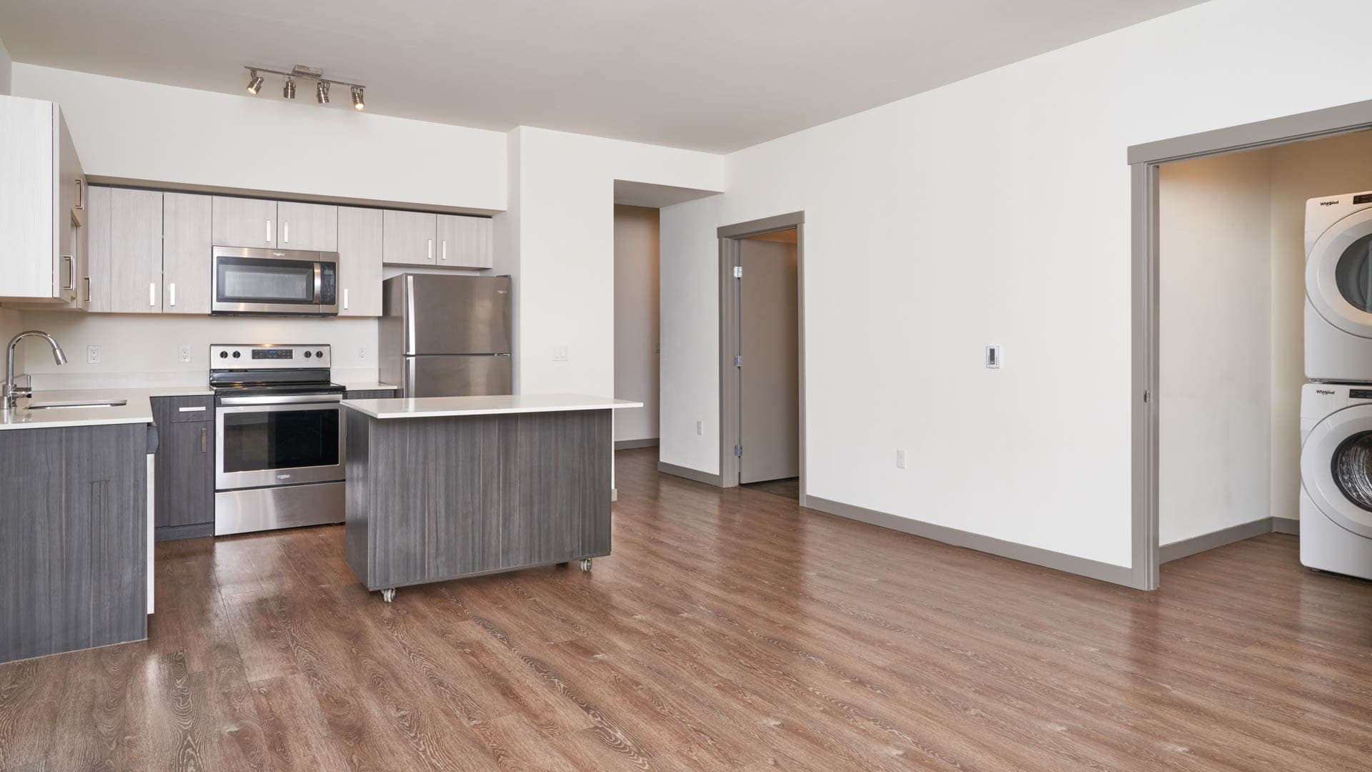 Lane Apartments 4 of 10