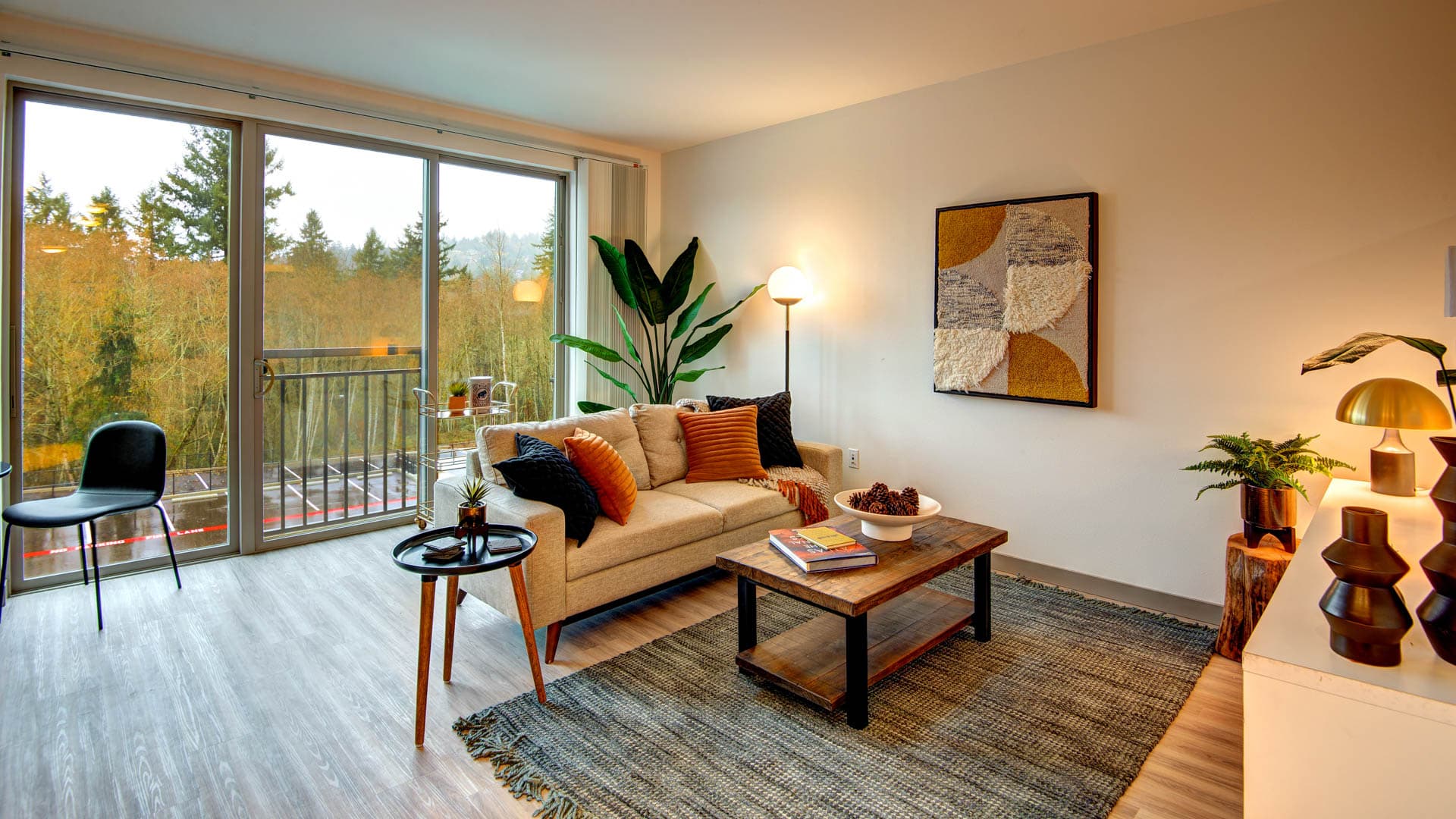 Notch Apartments 4 of 8