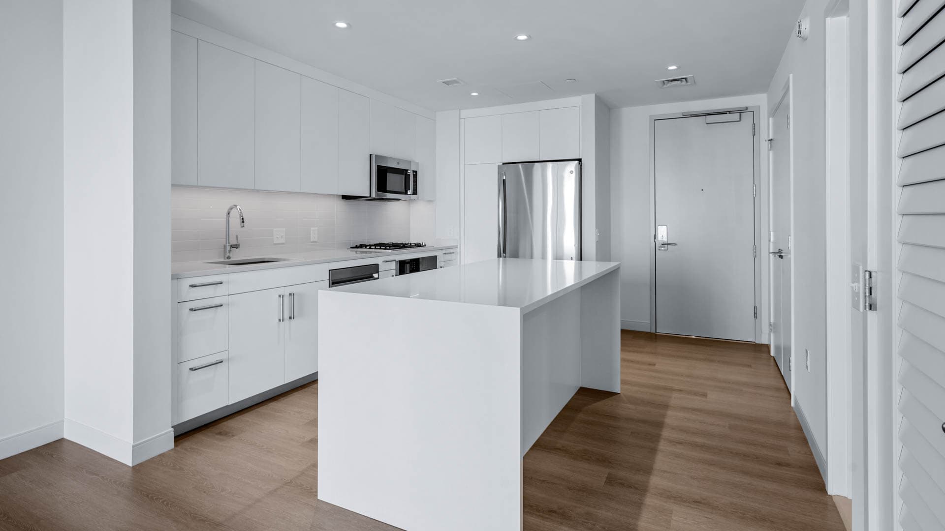 Alcott Apartments 5 of 8