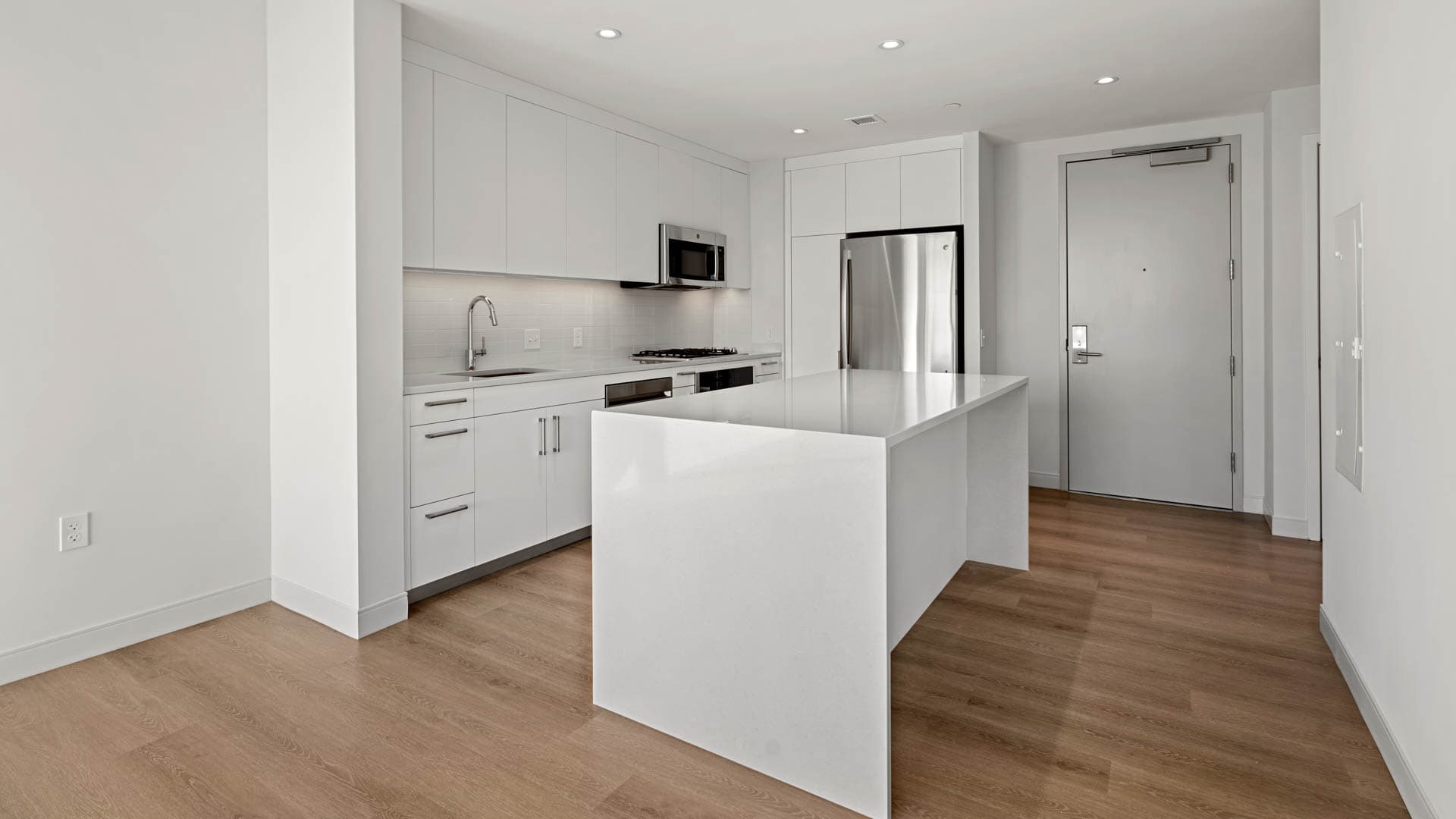 Alcott Apartments 5 of 8