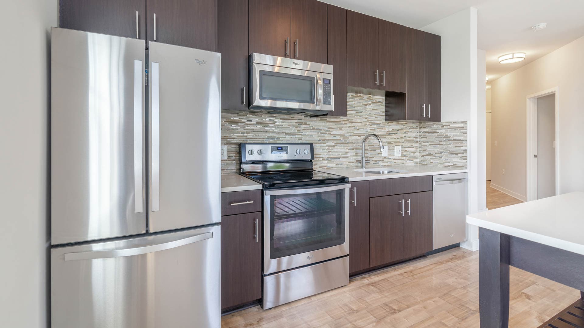 Radiant Fairfax Ridge Apartments 5 of 8