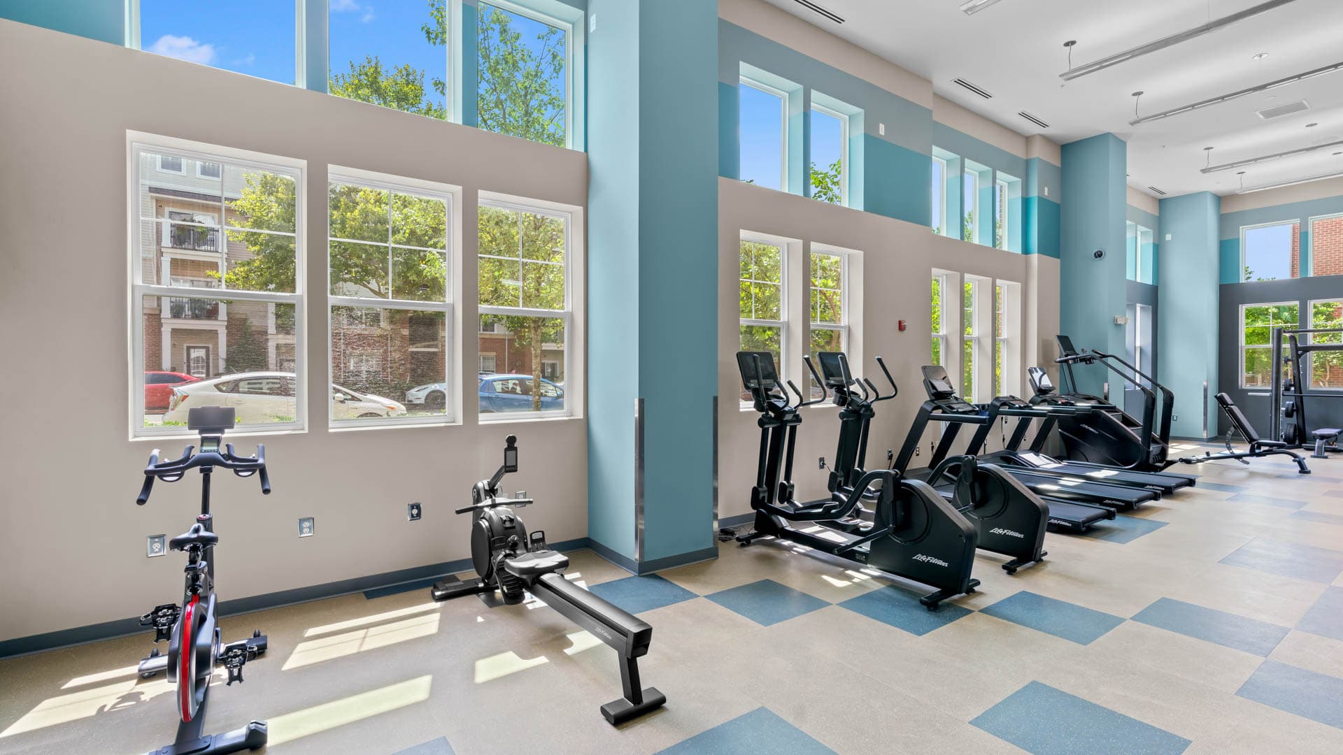 Radiant Fairfax Ridge Apartments 25 of 31