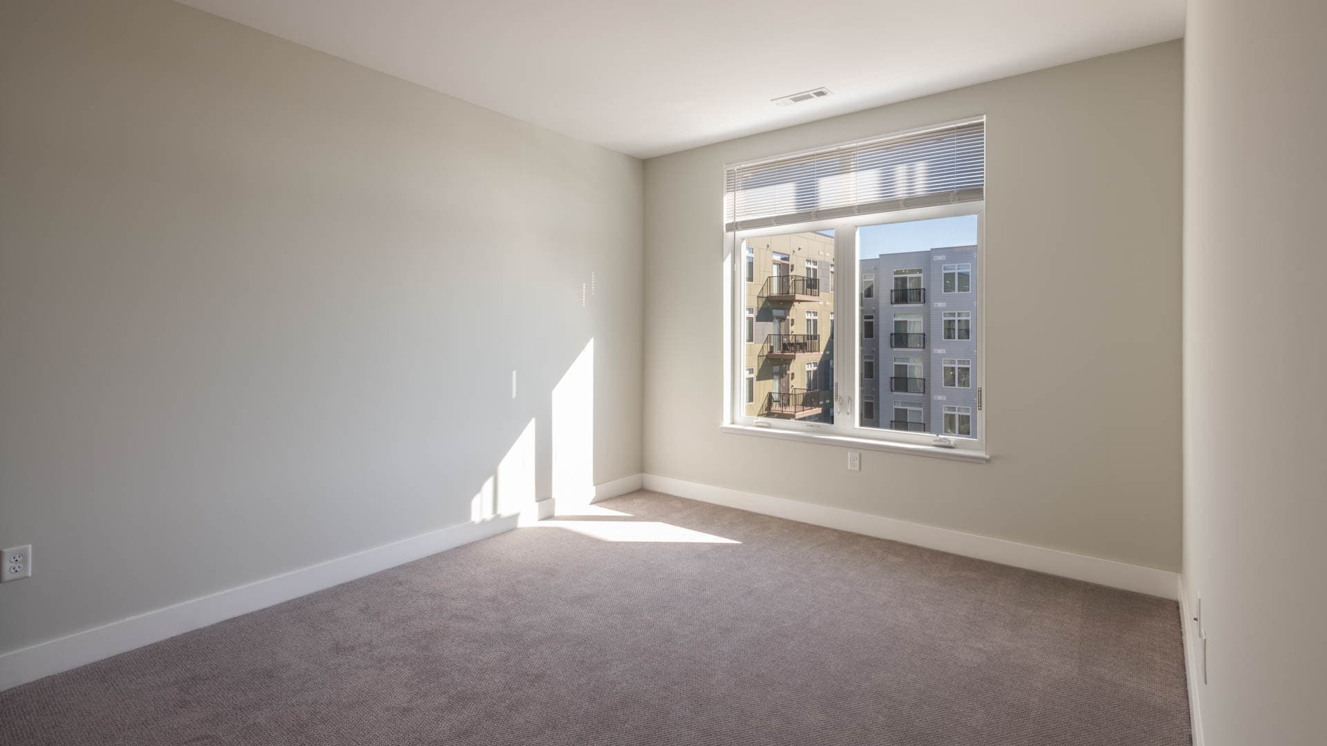 The Reserve at Burlington Apartments 3 of 6