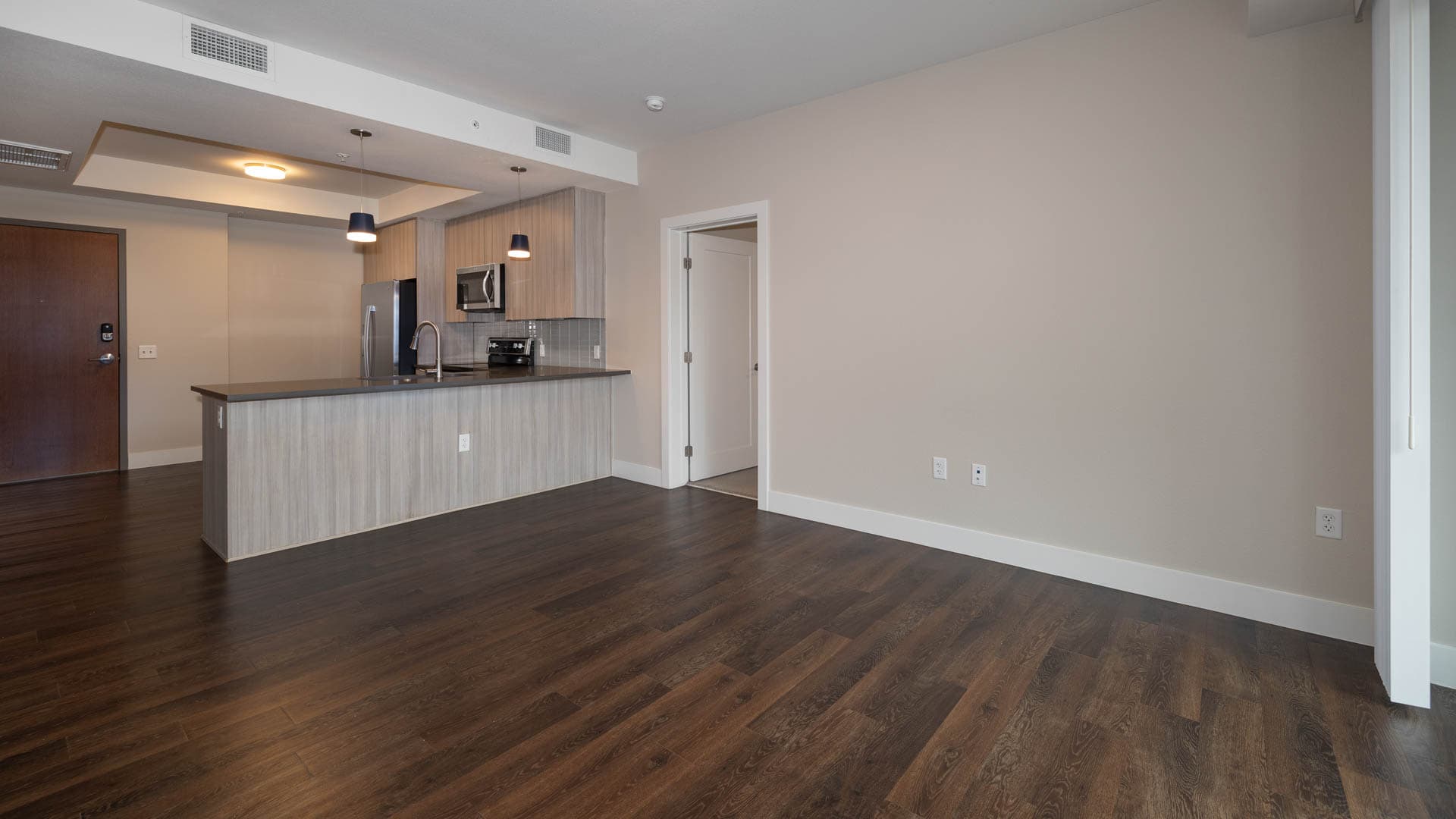 Theo Apartments 4 of 9