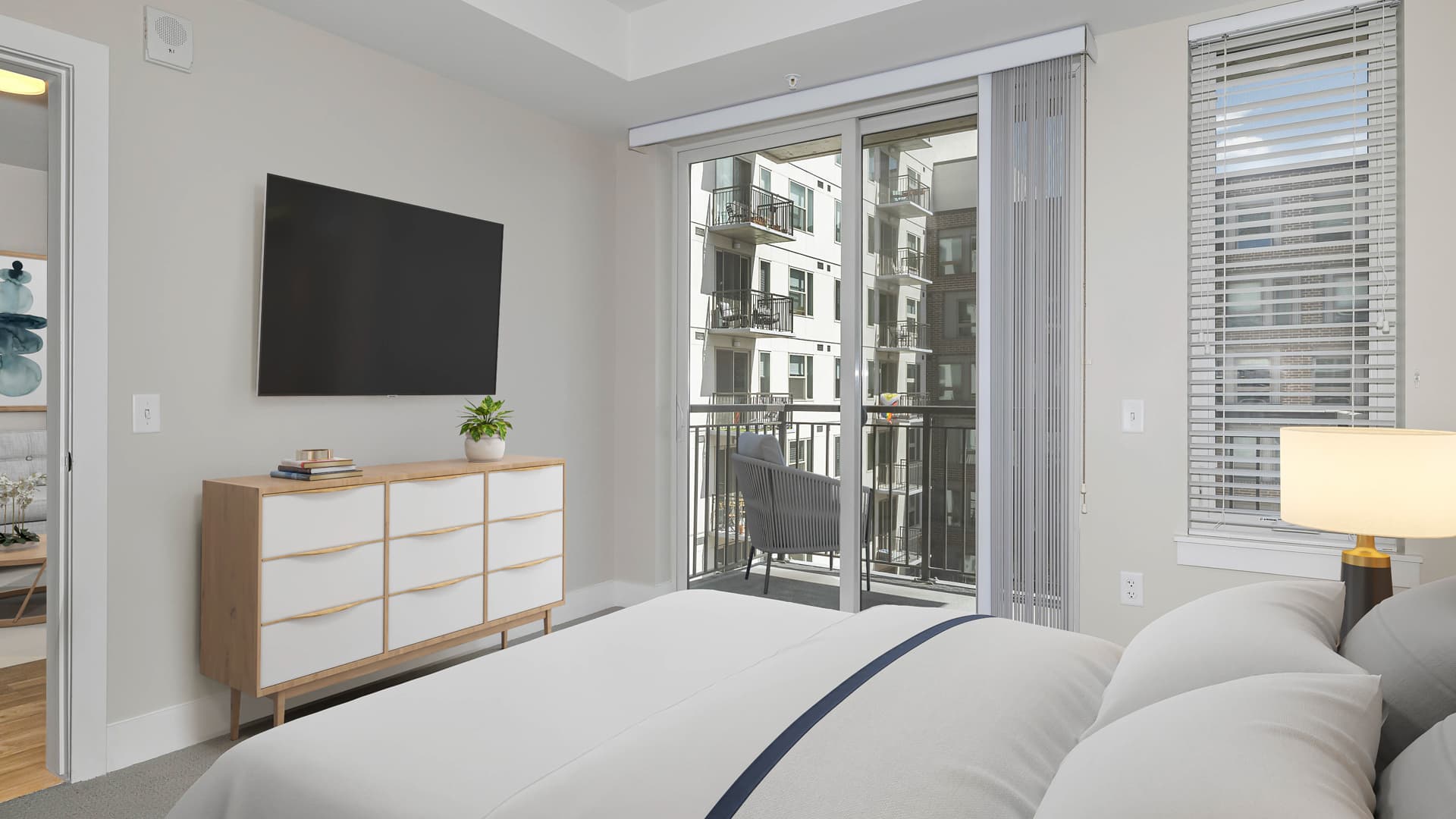 Theo Apartments 7 of 9