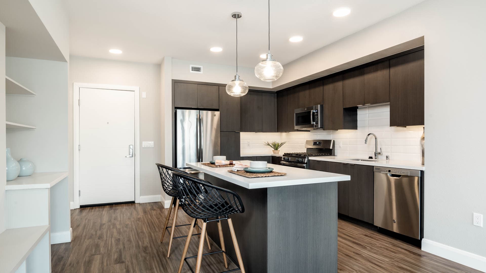 Mara Pacific Beach Apartments 5 of 11