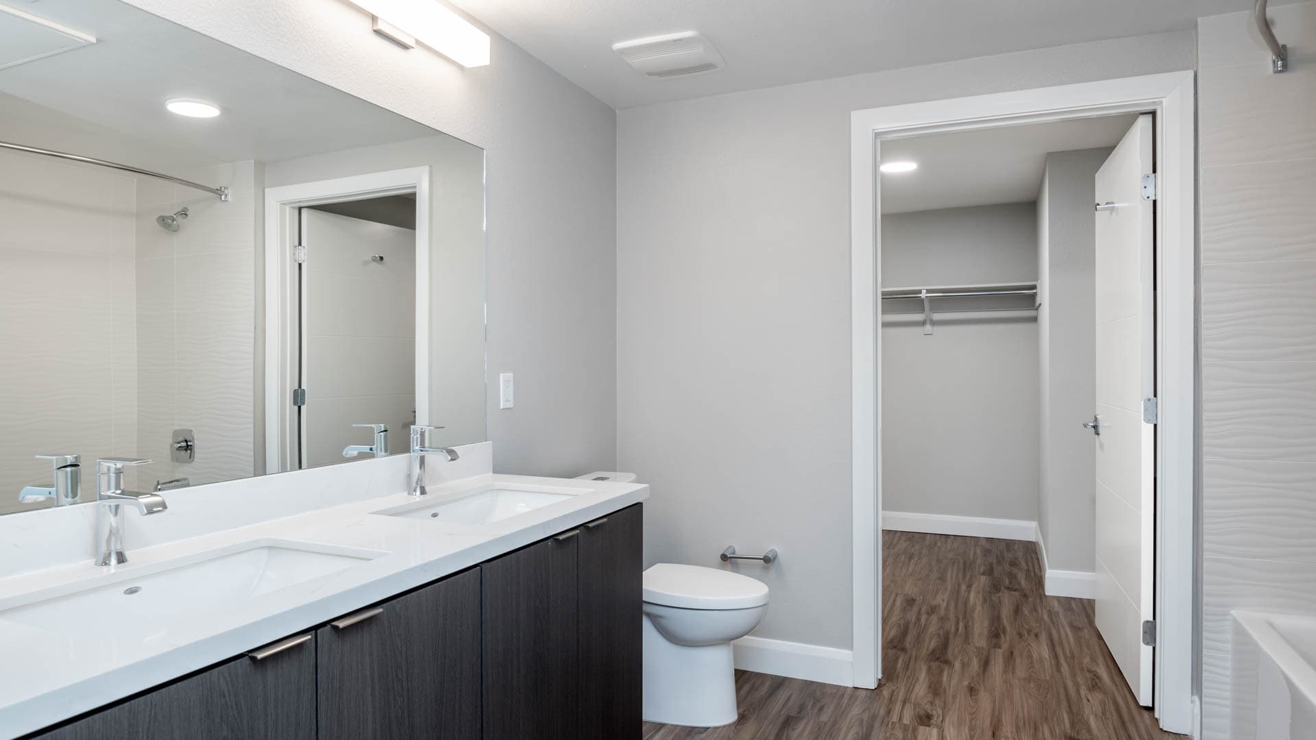 Mara Pacific Beach Apartments 29 of 54