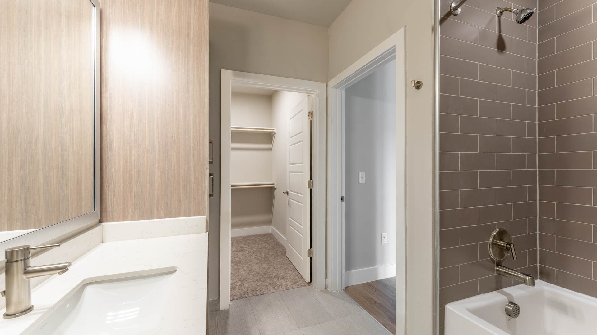 Kilby Apartments 2 of 8