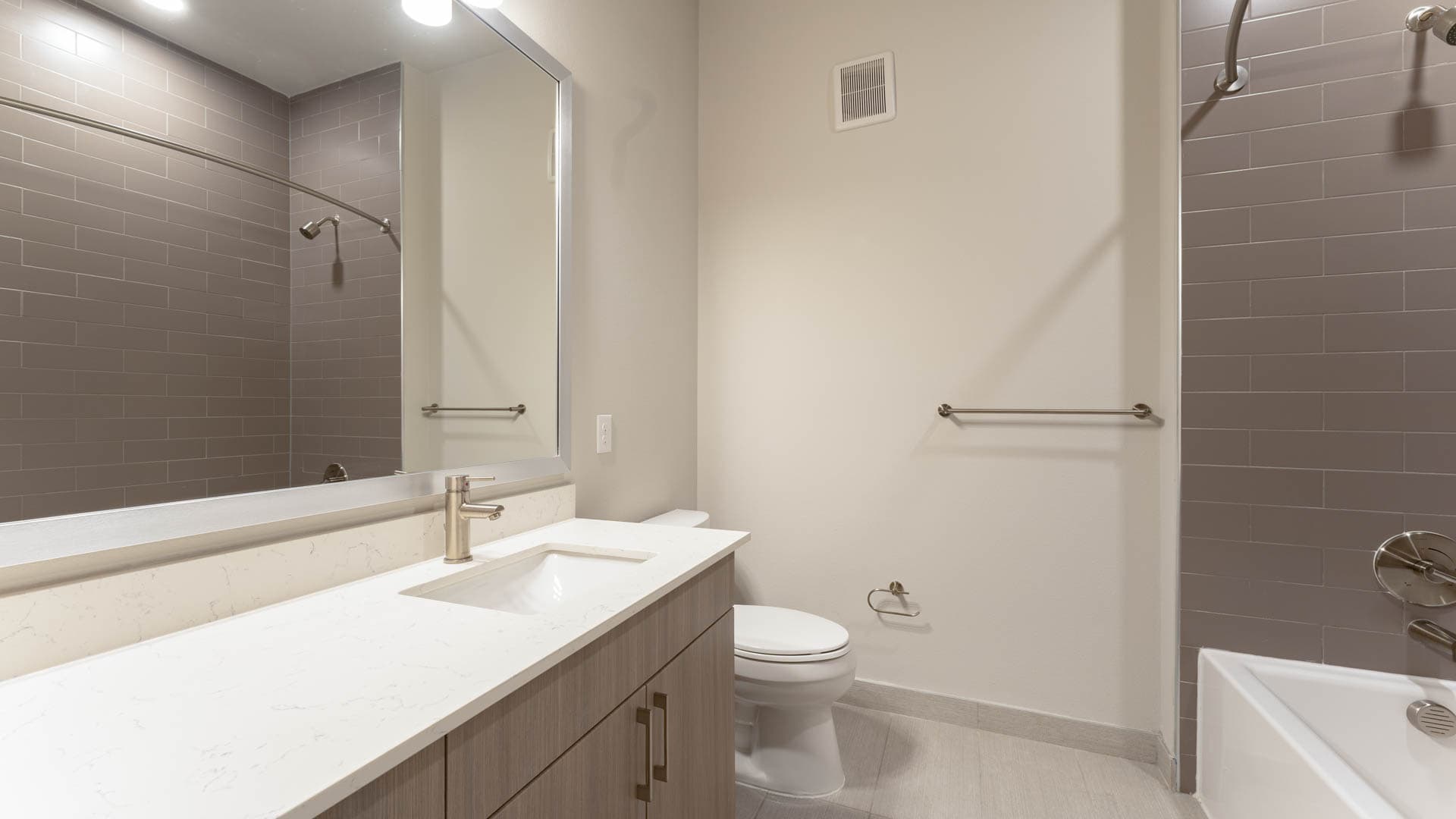 Kilby Apartments 2 of 10