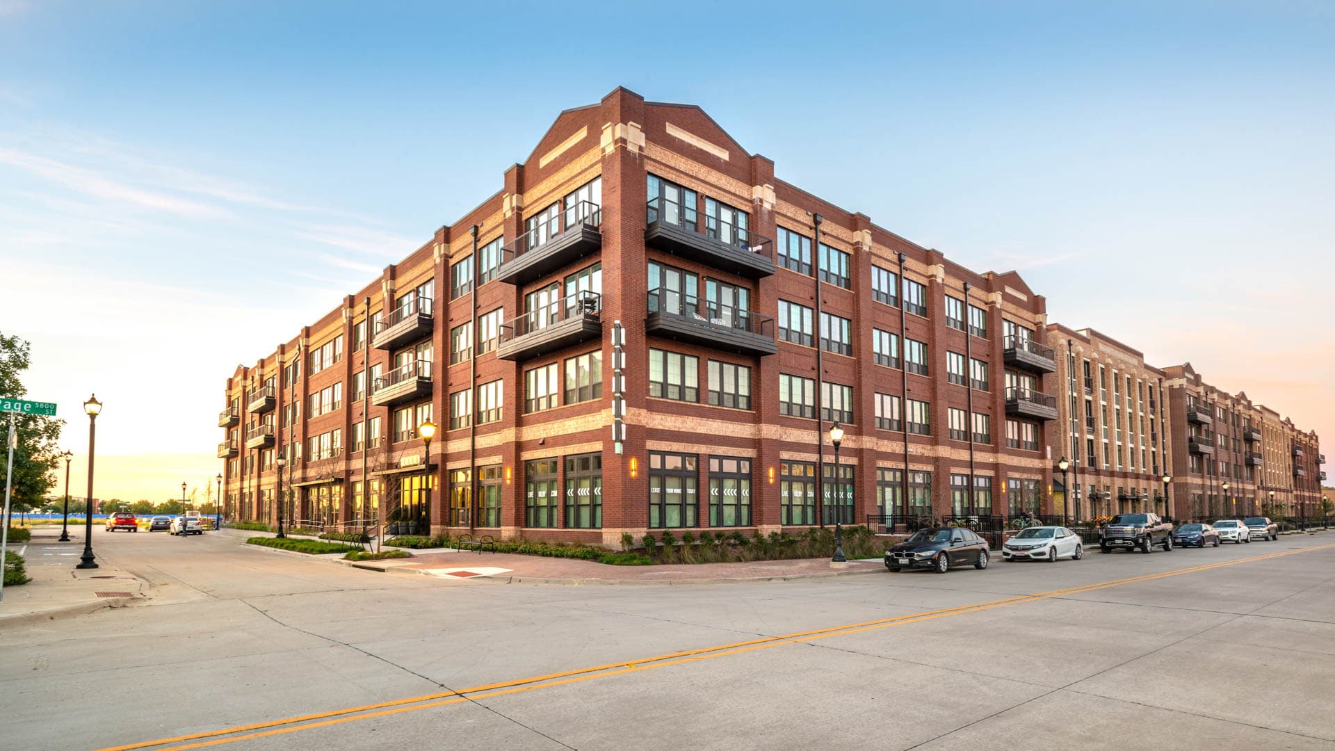 Kilby Apartments 1 of 55