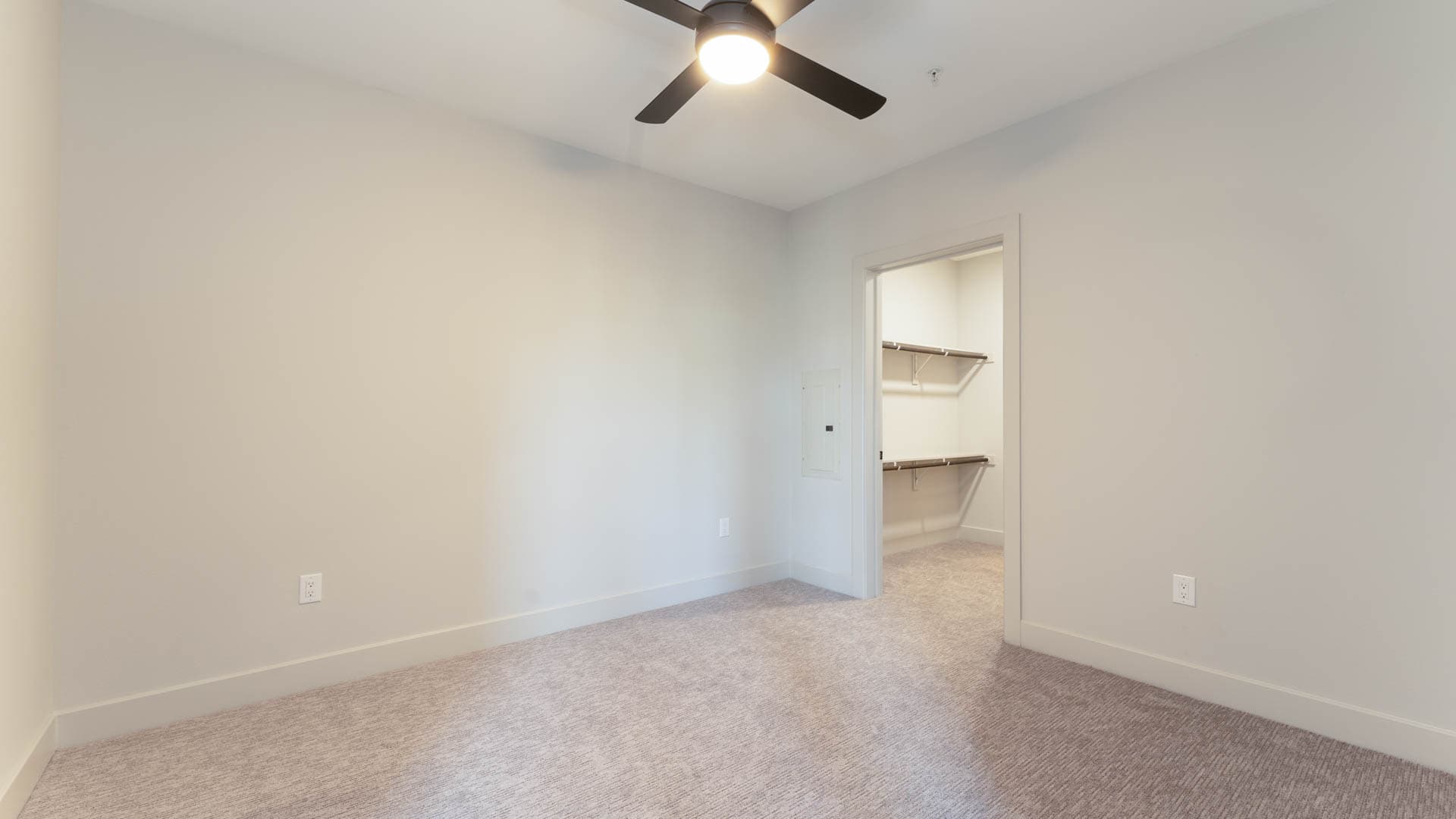 Indie Deep Ellum Apartments 2 of 8