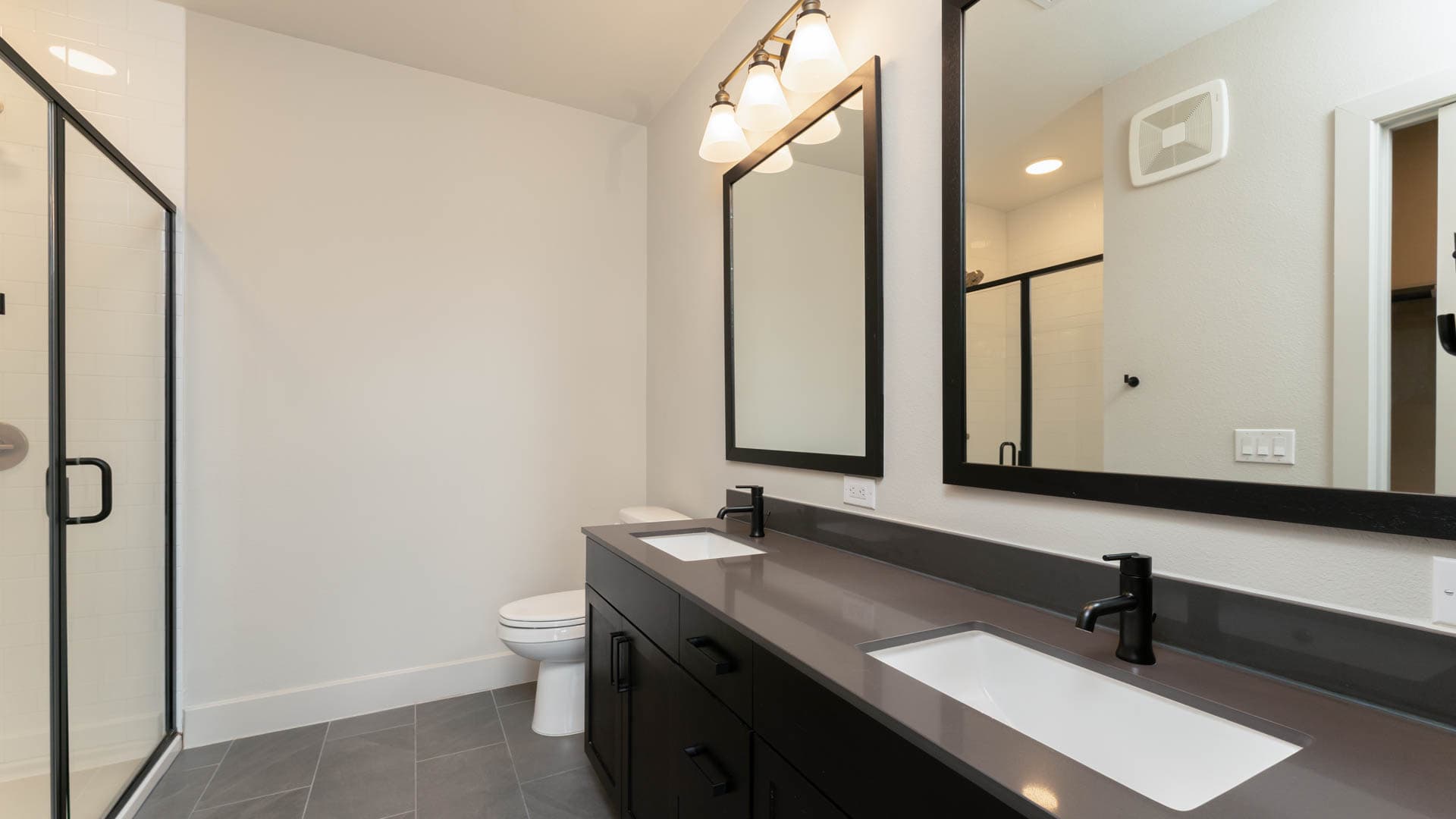 Indie Deep Ellum Apartments 17 of 46