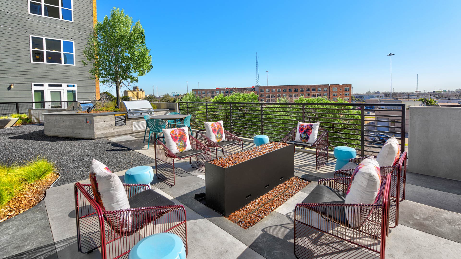 Indie Deep Ellum Apartments 45 of 46