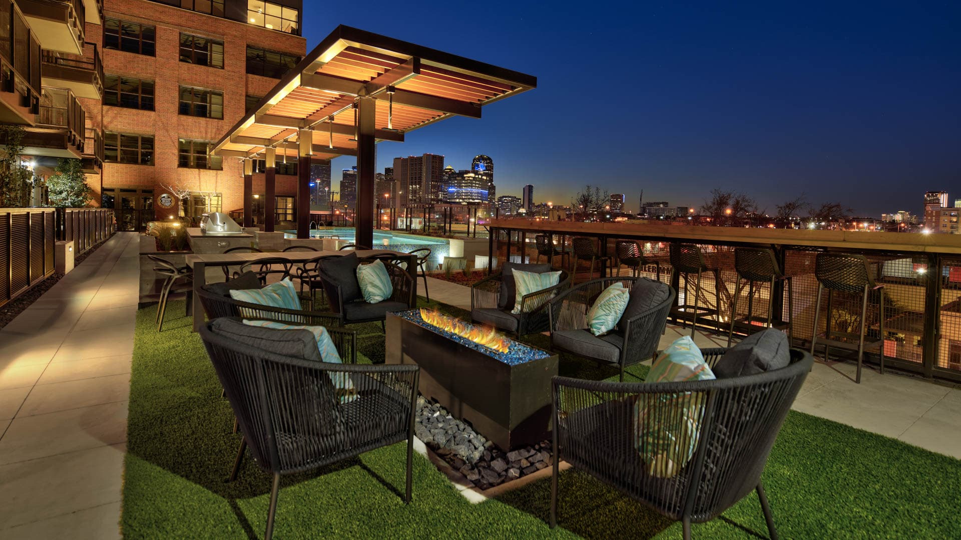 Indie Deep Ellum Apartments 40 of 46