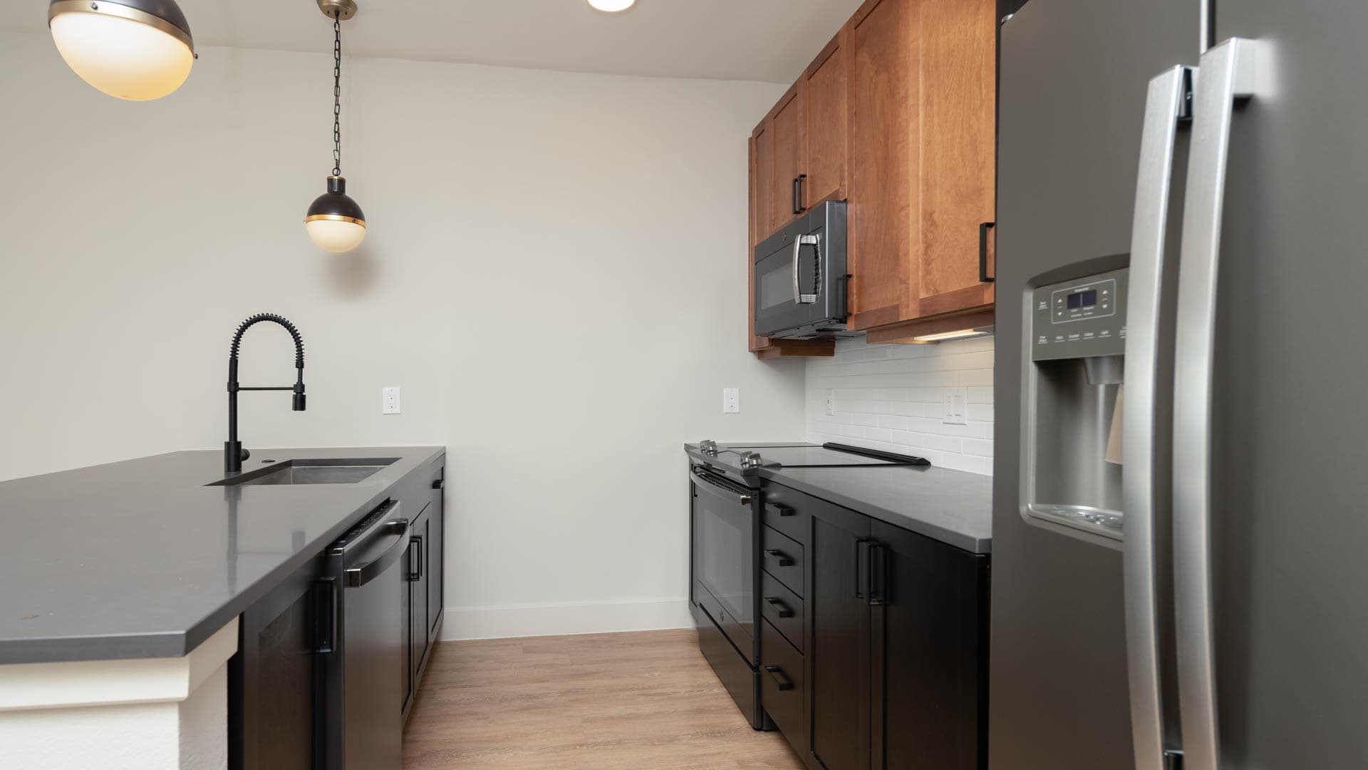 Indie Deep Ellum Apartments 2 of 8