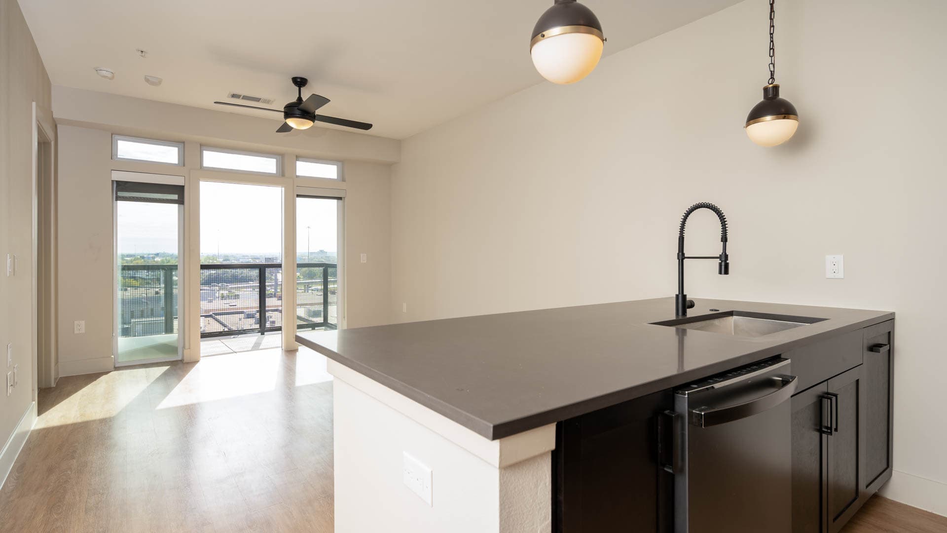 Indie Deep Ellum Apartments 3 of 8