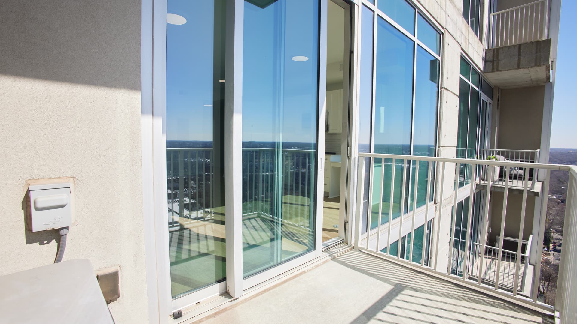 Skyhouse South Apartments 40 of 60