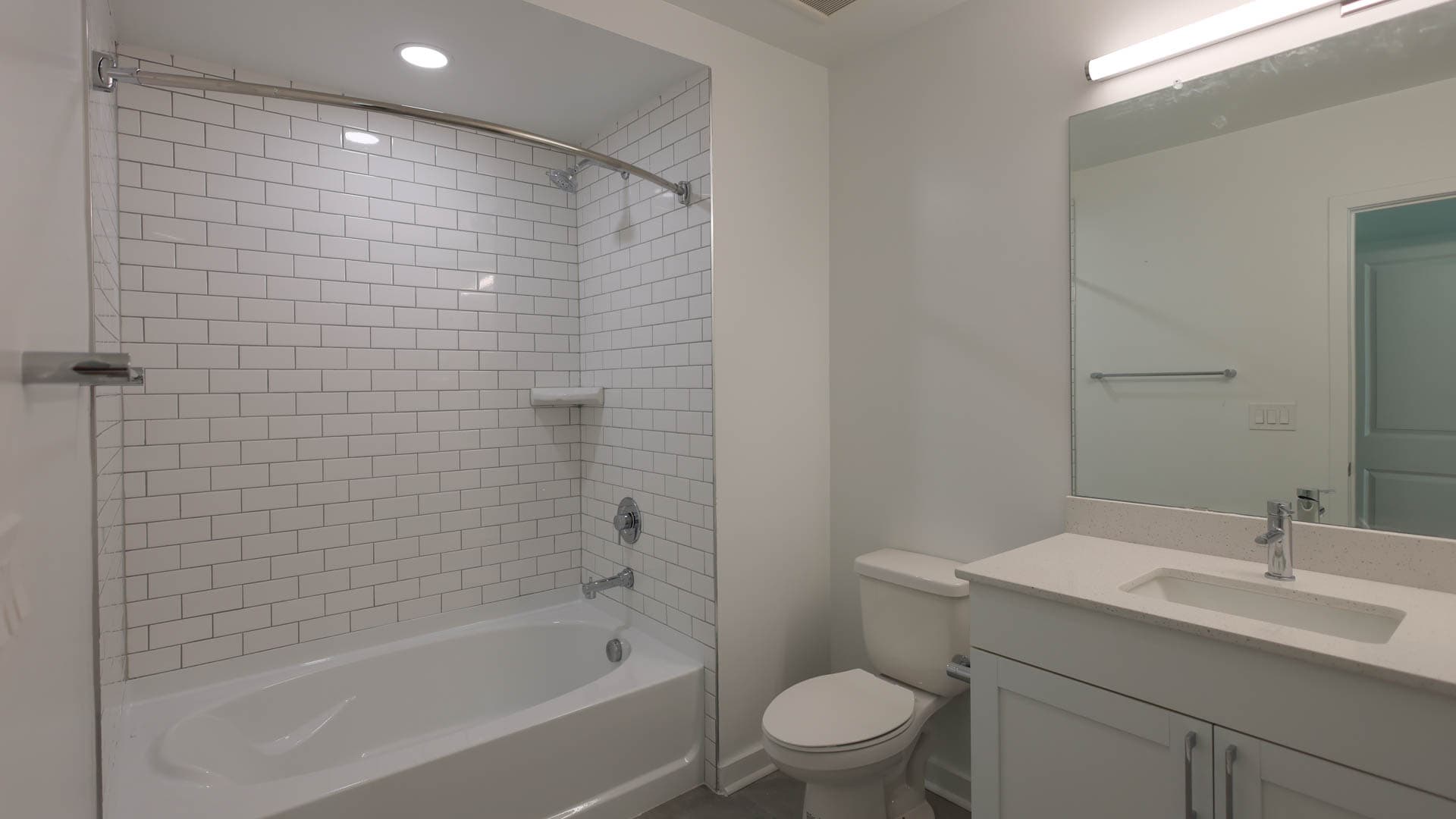 Skyhouse South Apartments 5 of 15