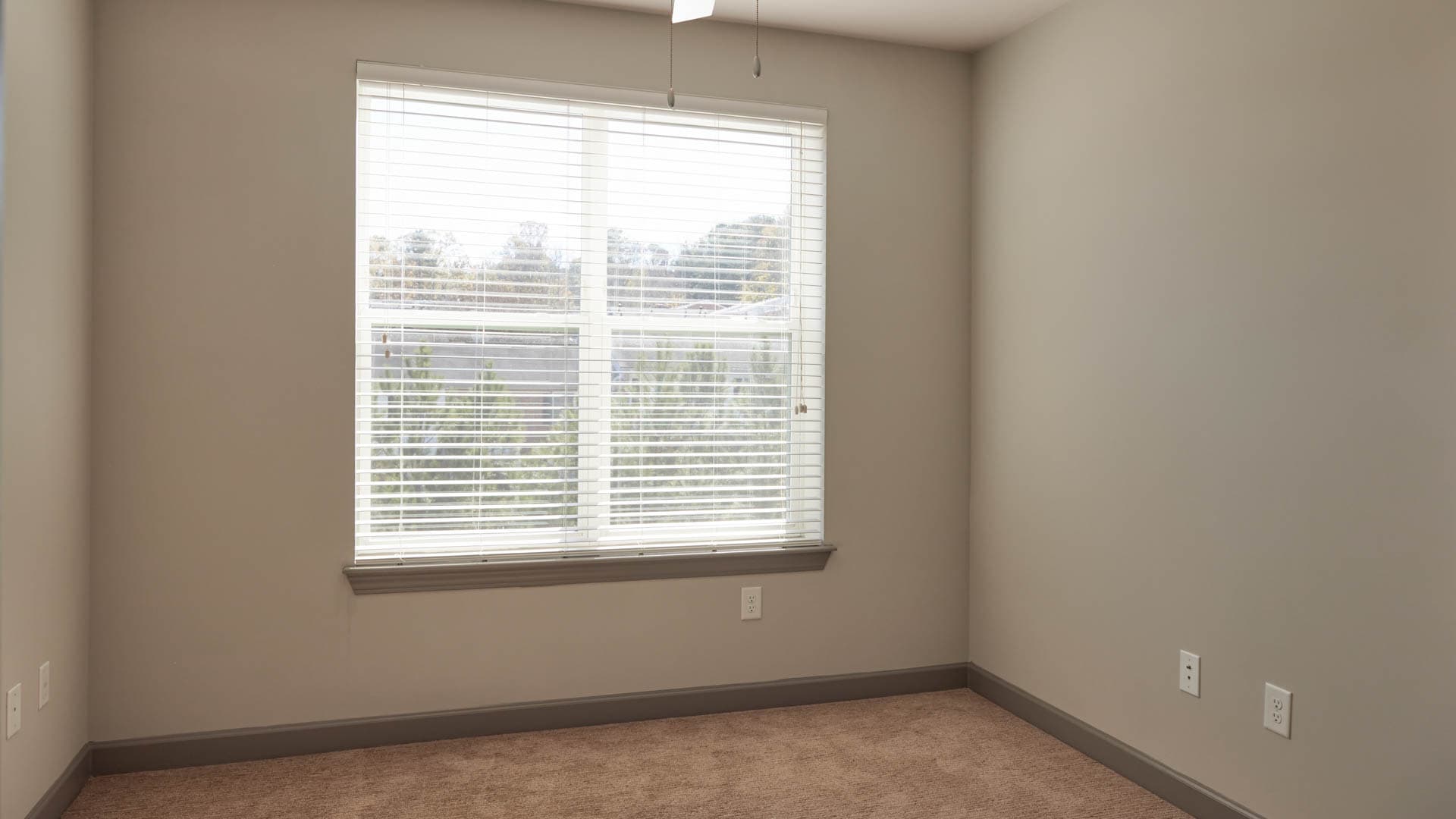 Juniper Sandy Springs Apartments 2 of 8