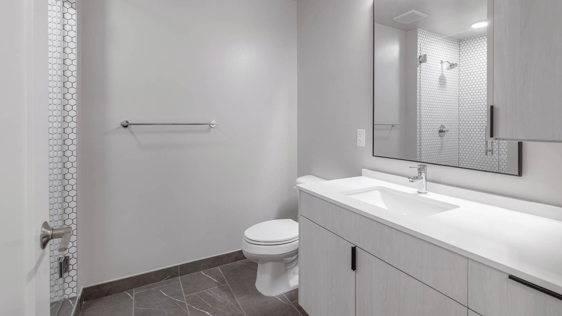 Reverb Apartments 1 of 4