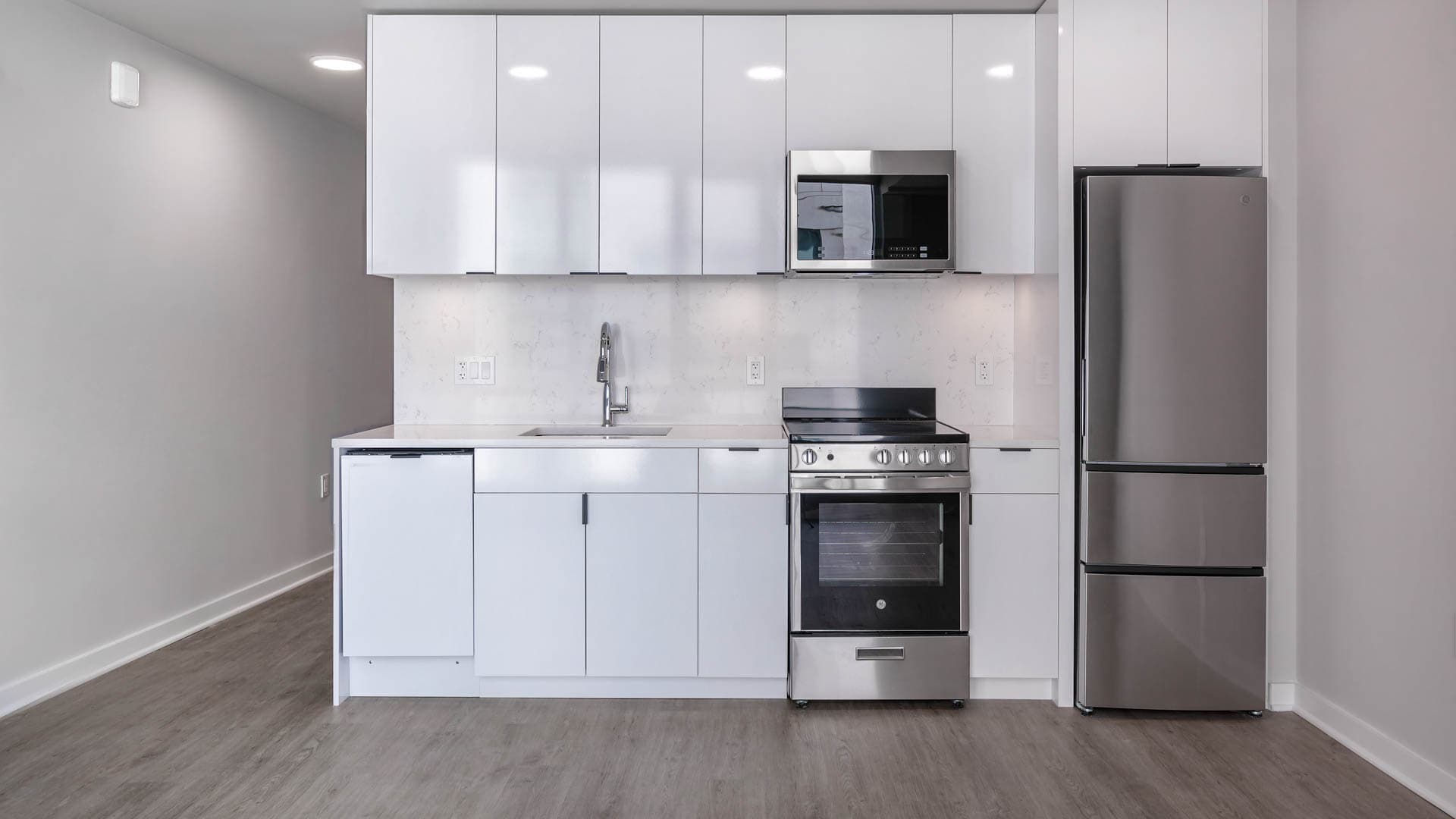 Reverb Apartments 3 of 6