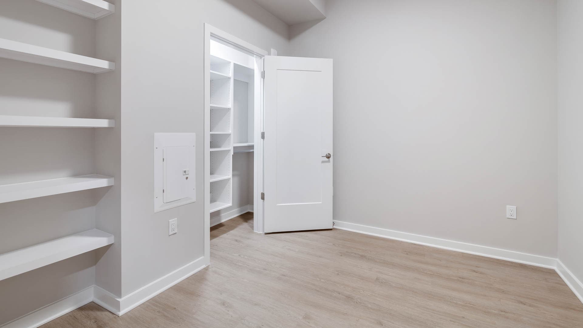 Reverb Apartments 2 of 10