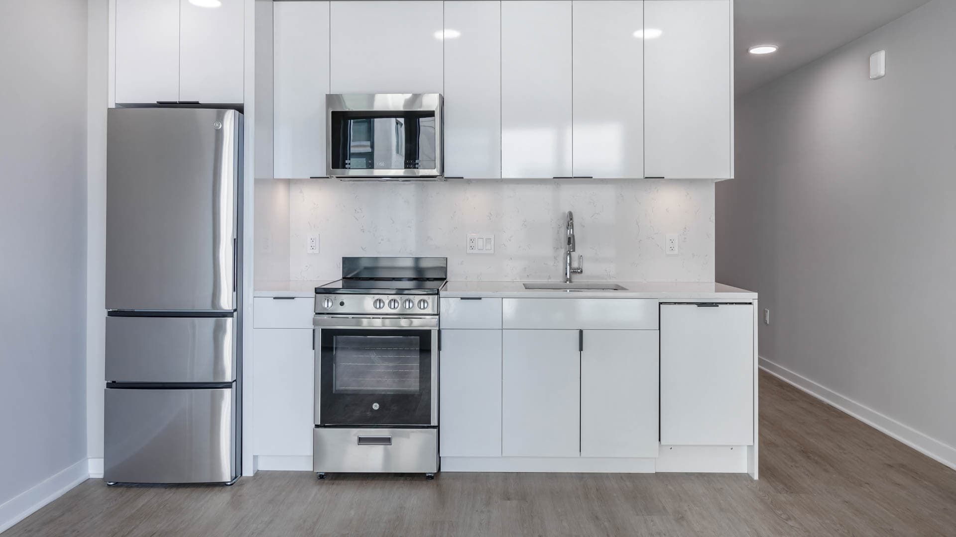 Reverb Apartments 3 of 6