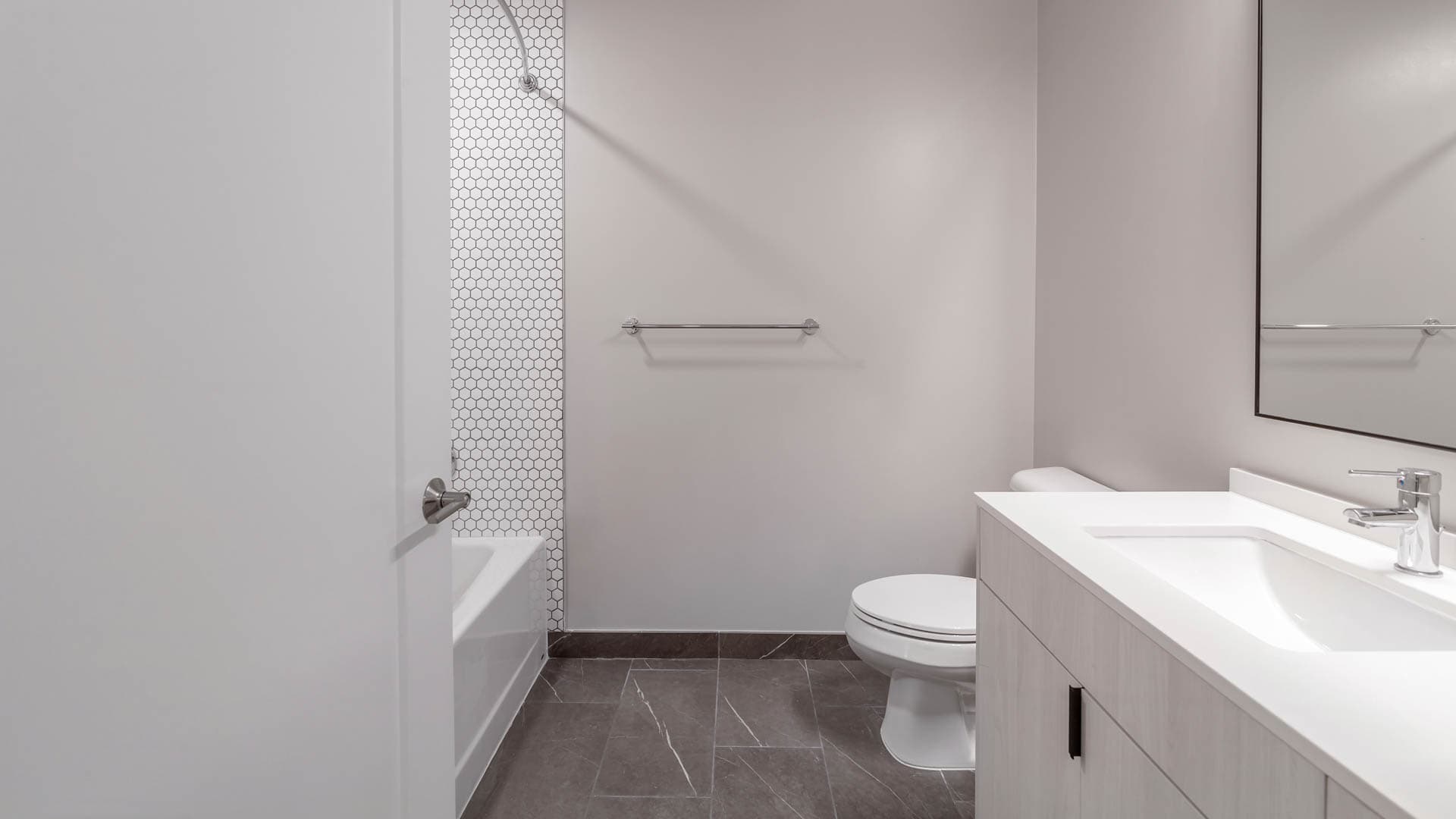 Reverb Apartments 2 of 8