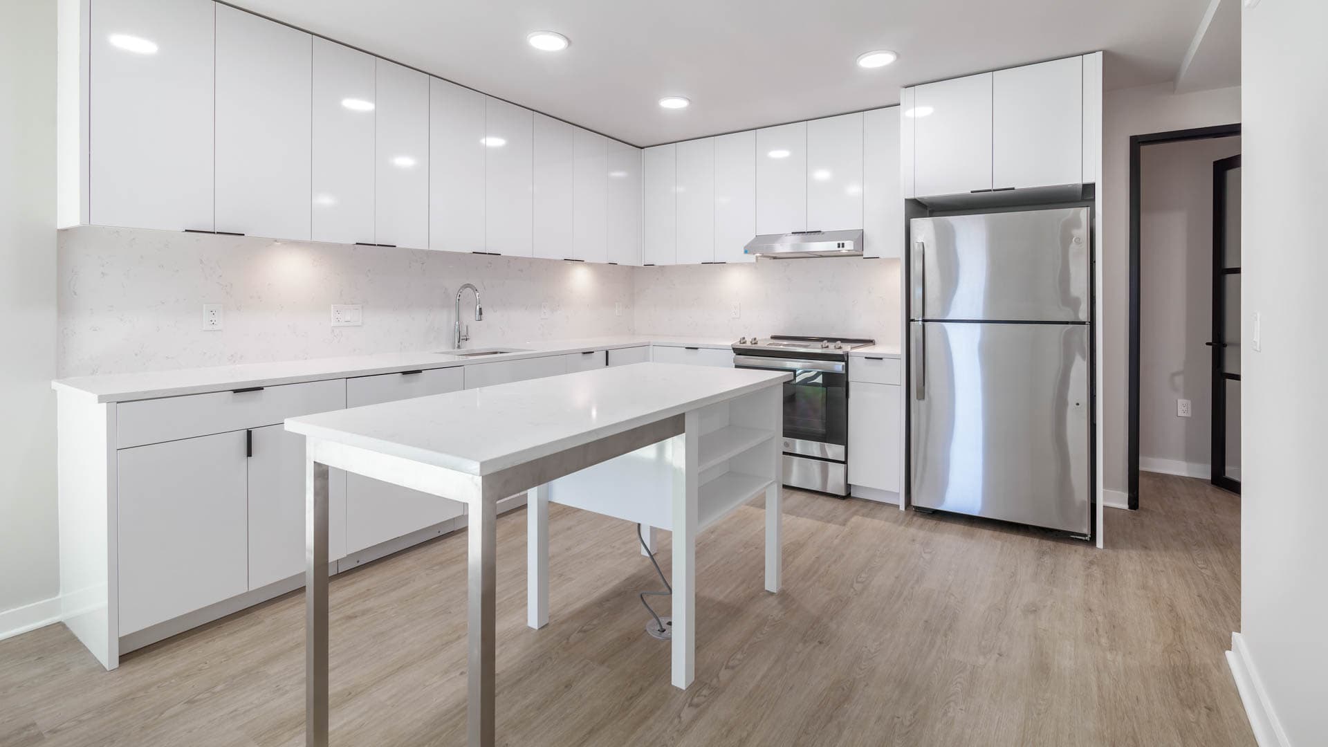 Reverb Apartments 5 of 8