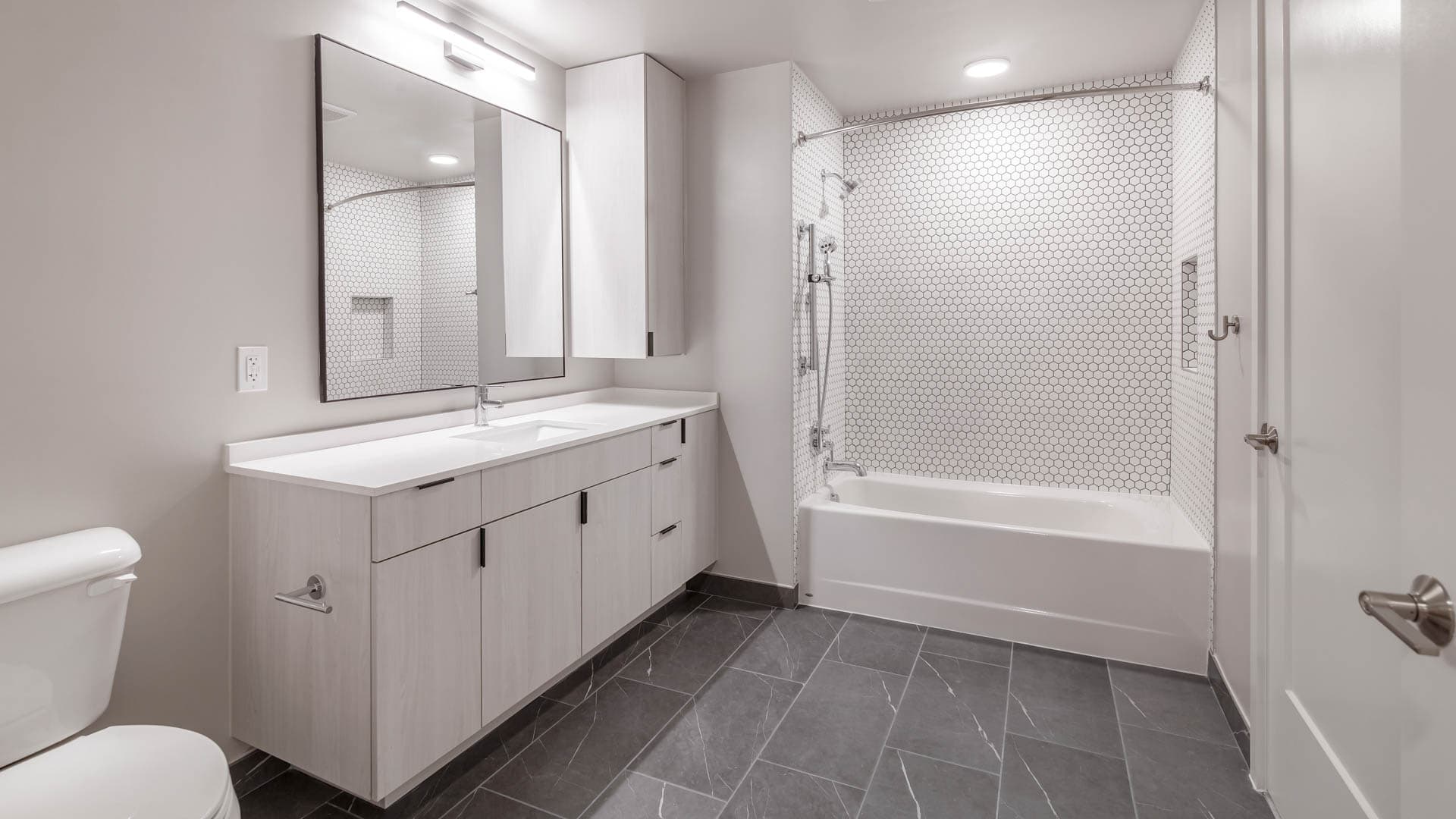 Reverb Apartments 21 of 51