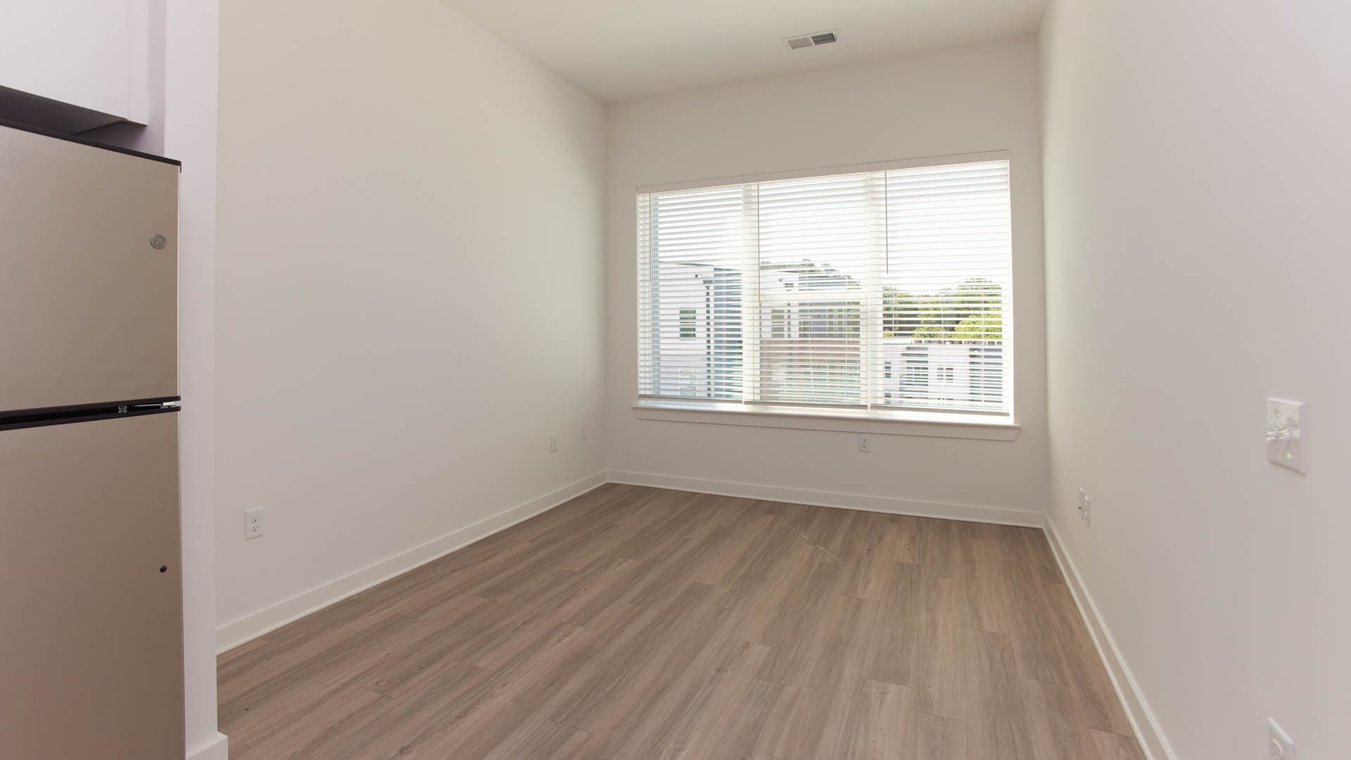 The Penman Apartments 3 of 8