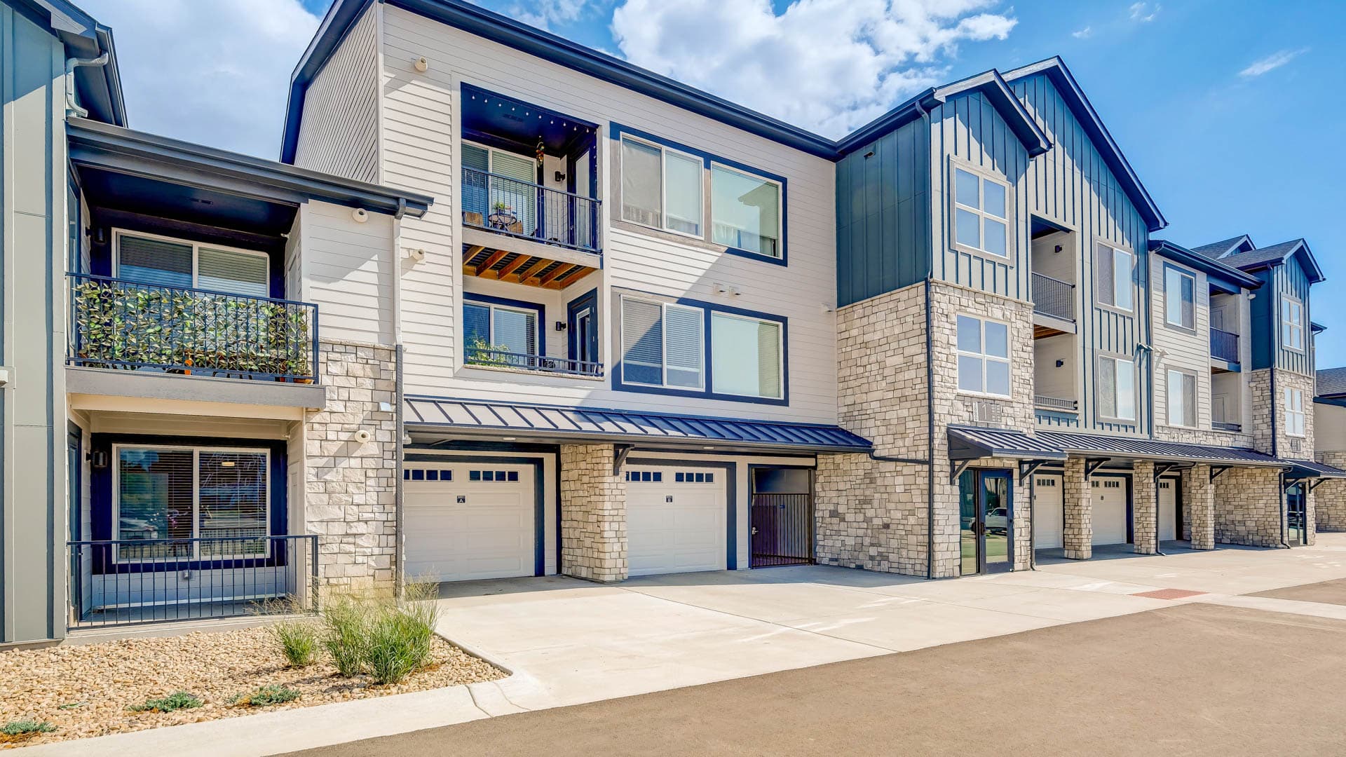 Savanna Nine Mile Apartments 2 of 53