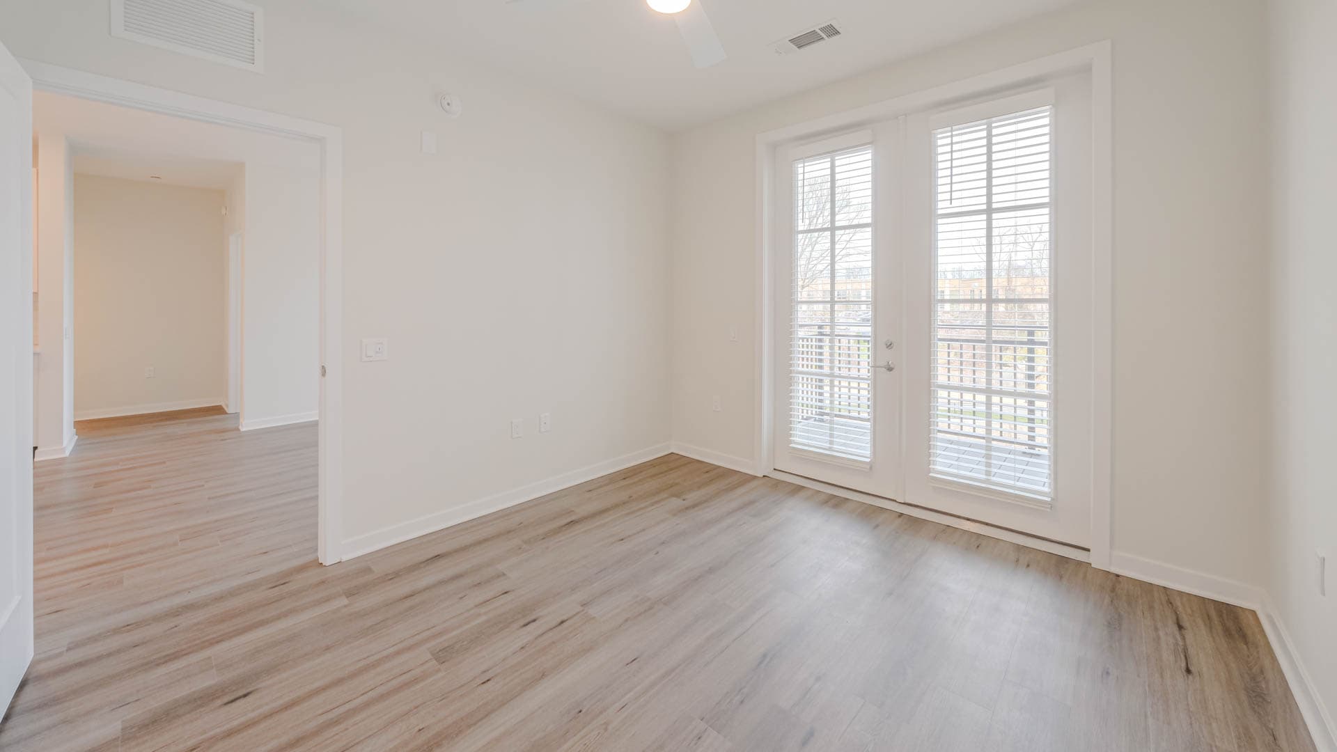 Alexan Harrison Apartments 4 of 11
