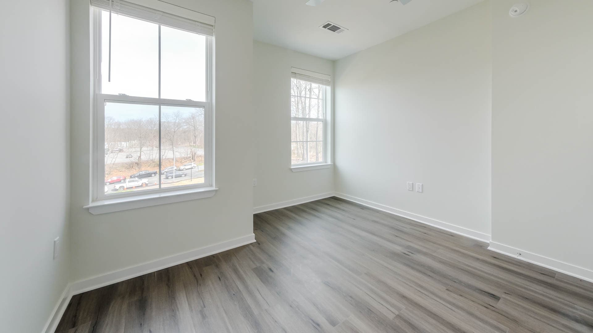 Alexan Harrison Apartments 3 of 11