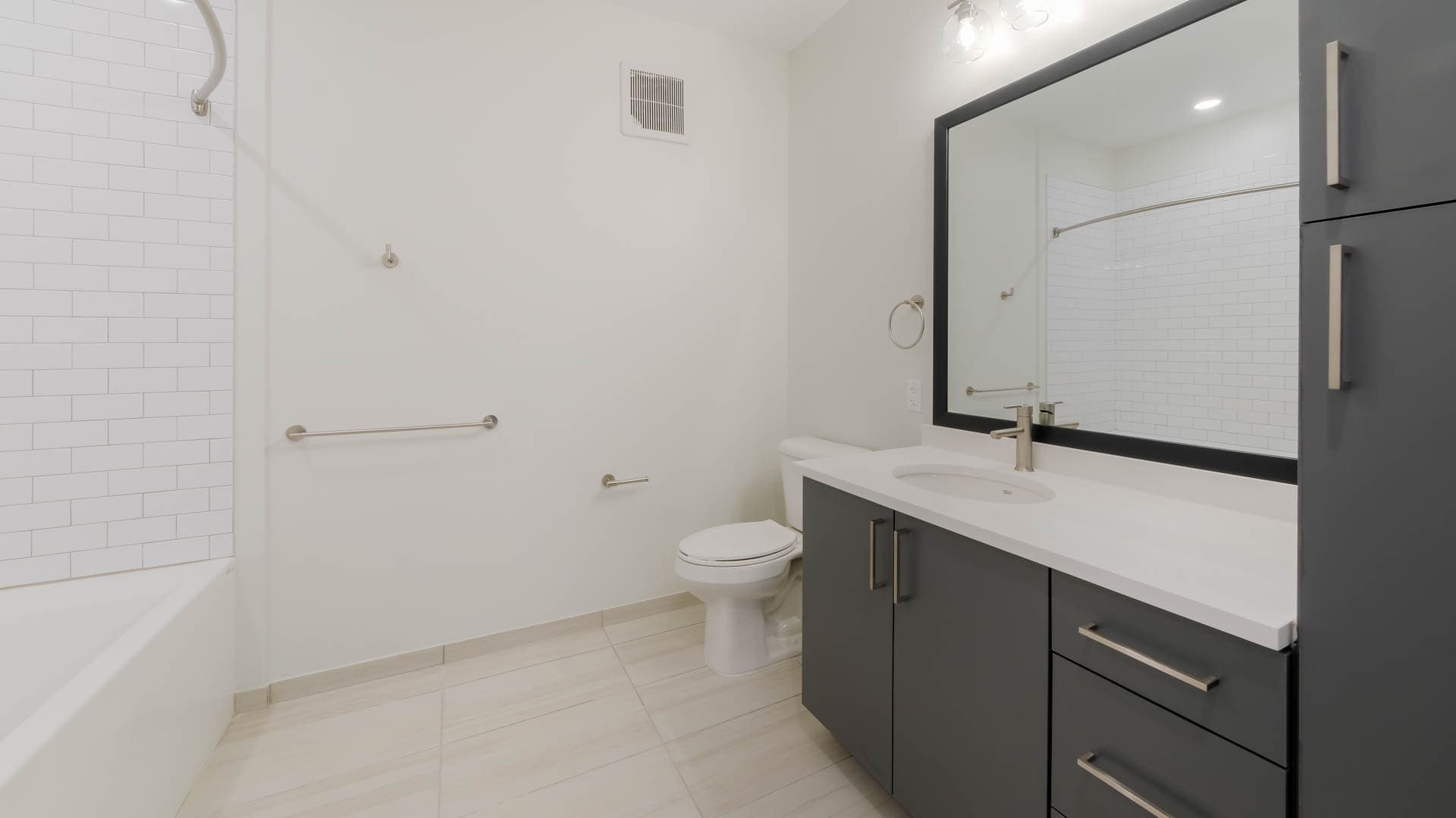 Alexan Harrison Apartments 2 of 8