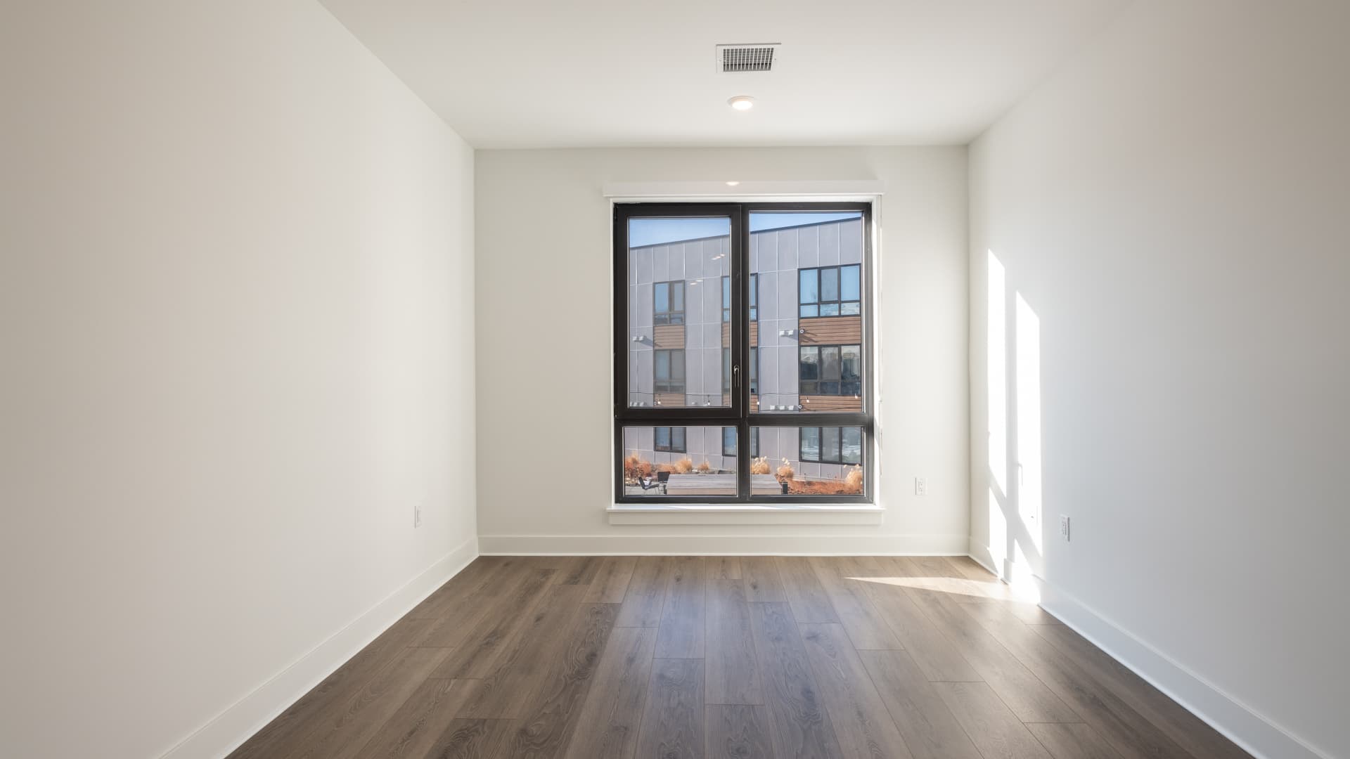 Helix Apartments 5 of 8
