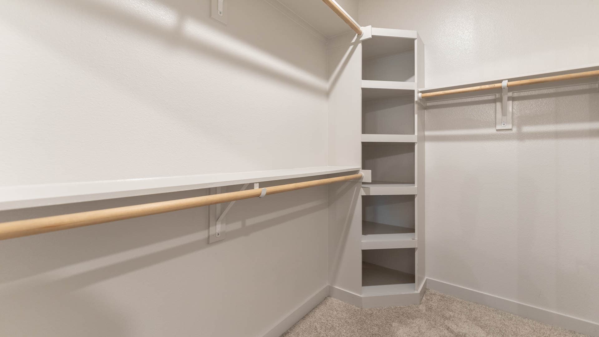 Trailwinds Grapevine Apartments 7 of 11