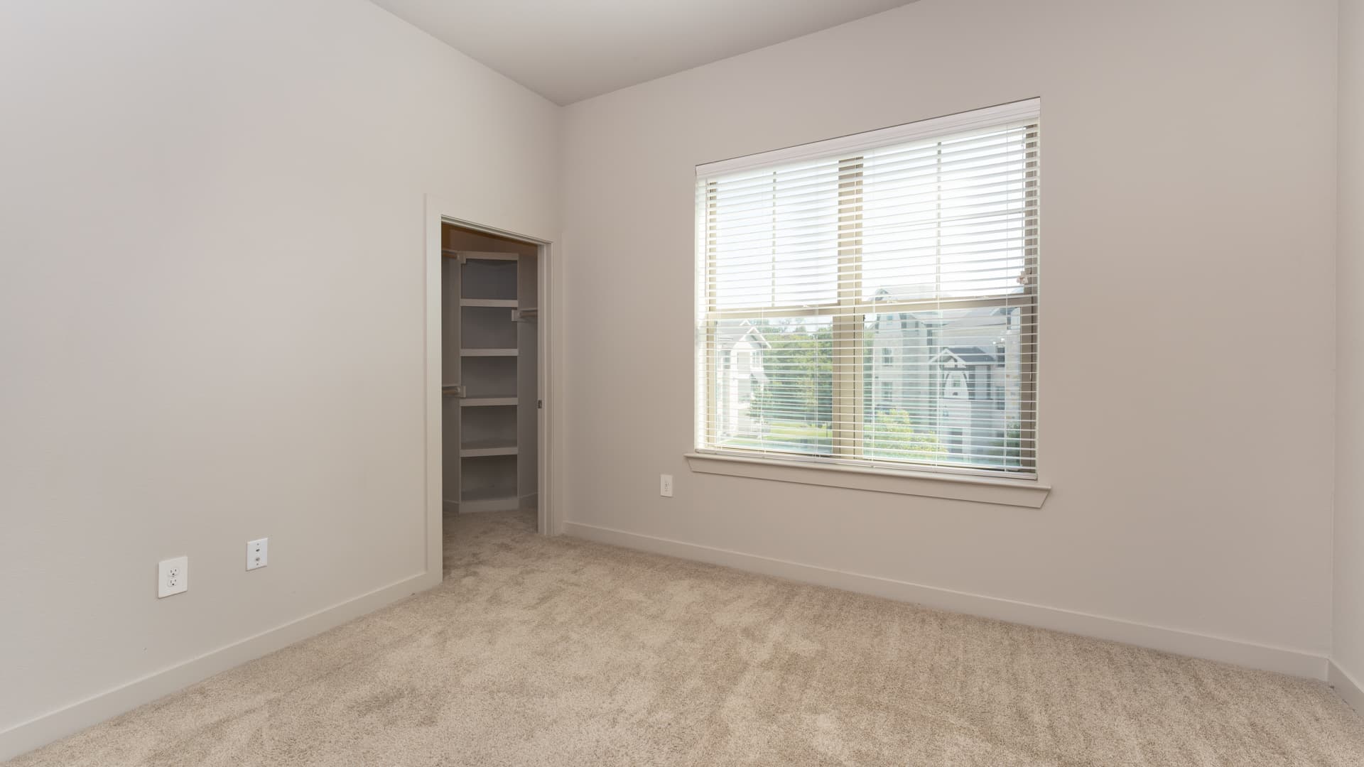Trailwinds Grapevine Apartments 2 of 12