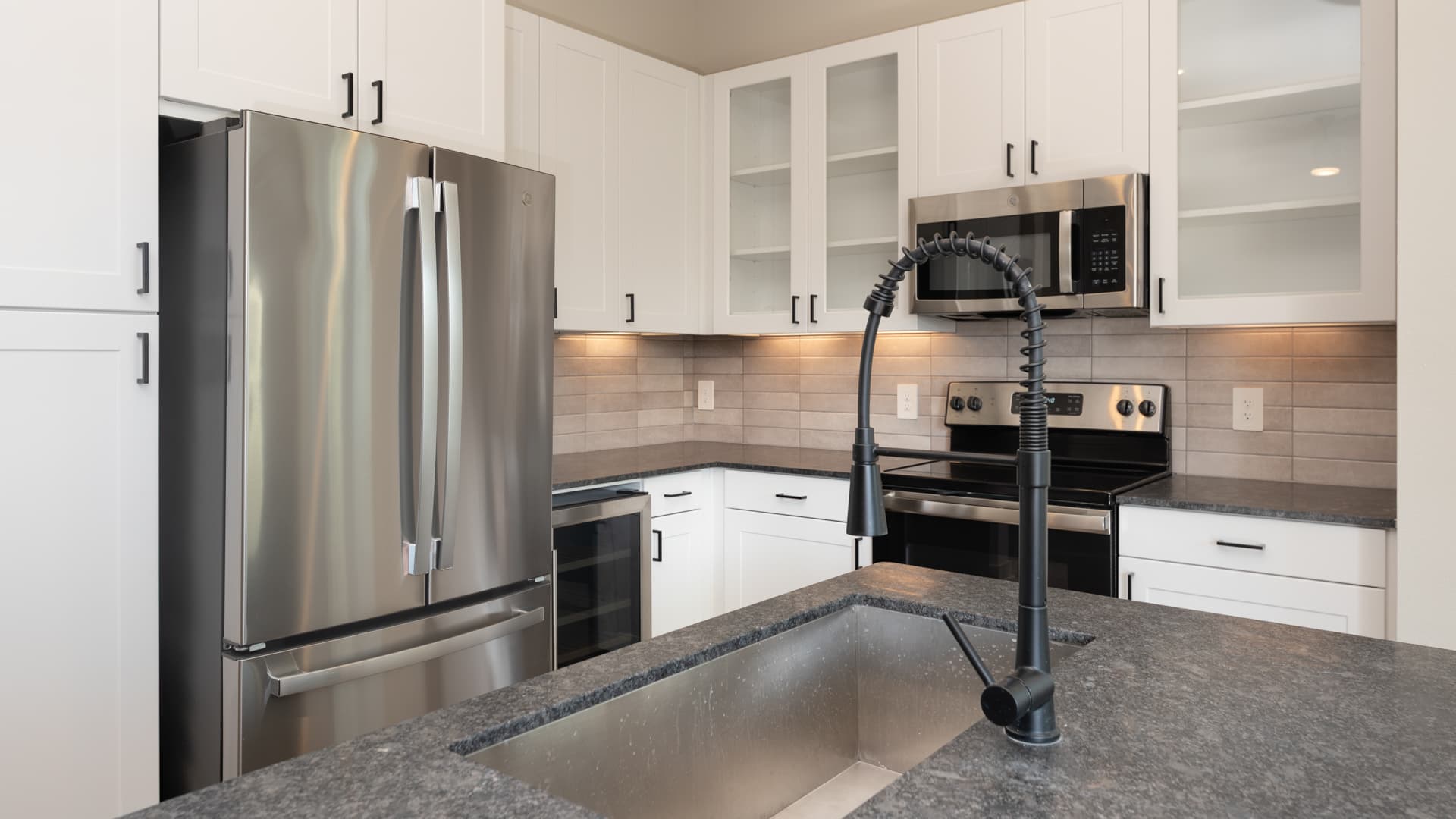 Trailwinds Grapevine Apartments 6 of 12