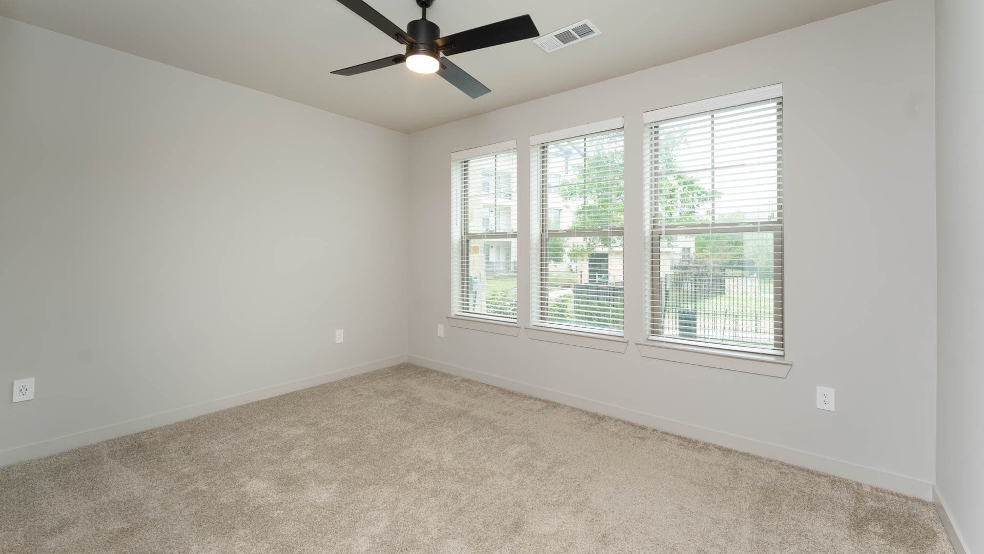 Trailwinds Grapevine Apartments 43 of 69