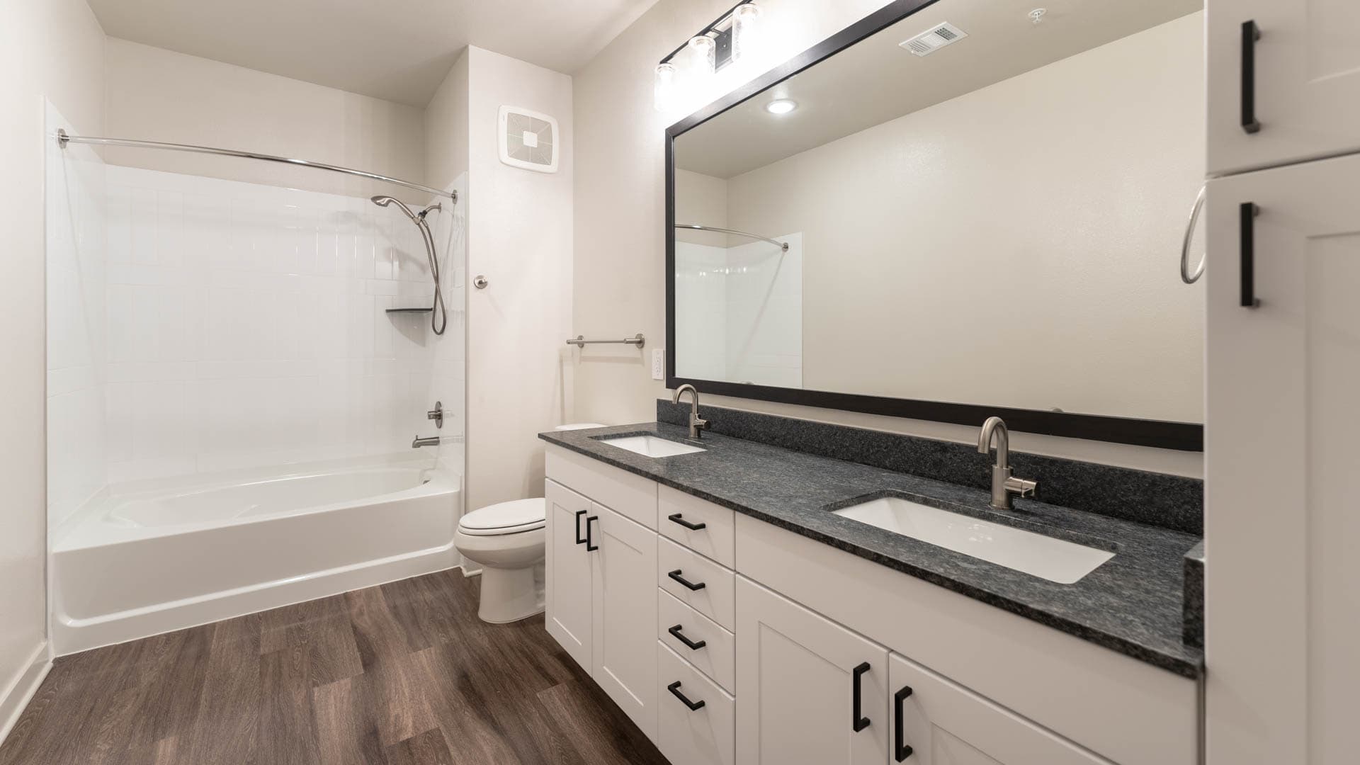 Trailwinds Grapevine Apartments 20 of 69