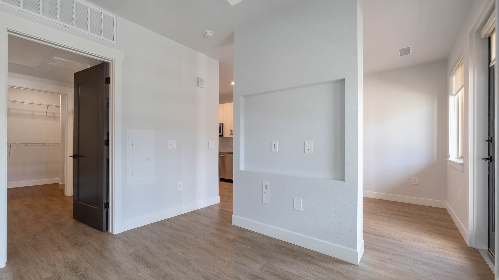 White Fence Farm Apartments 2 of 7