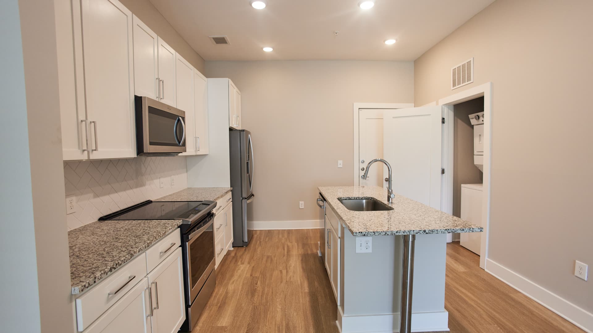 The Bishop Apartments 2 of 11